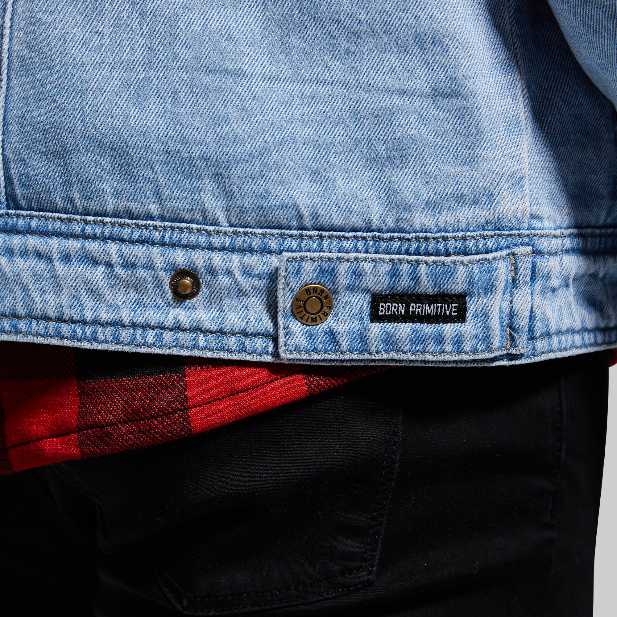 Men's Light Wash Pioneer Jacket with American Flag - Vintage Denim Outerwear for Casual Wear & Outdoor Adventures