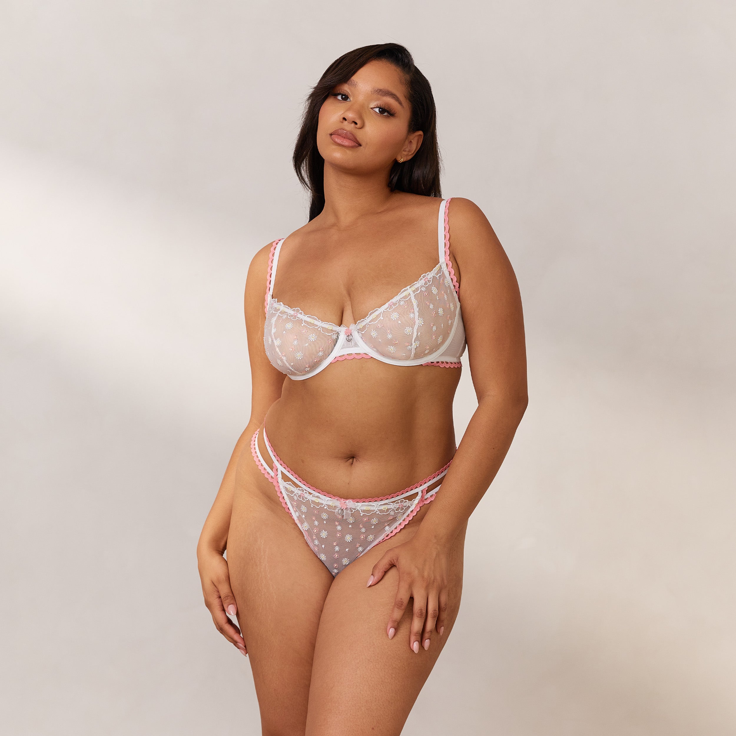 Daisy Embroidered Balcony Bra - Lace Underwire Push Up Bra for Women - Comfortable & Sexy White Bra for Everyday Wear & Special Occasions