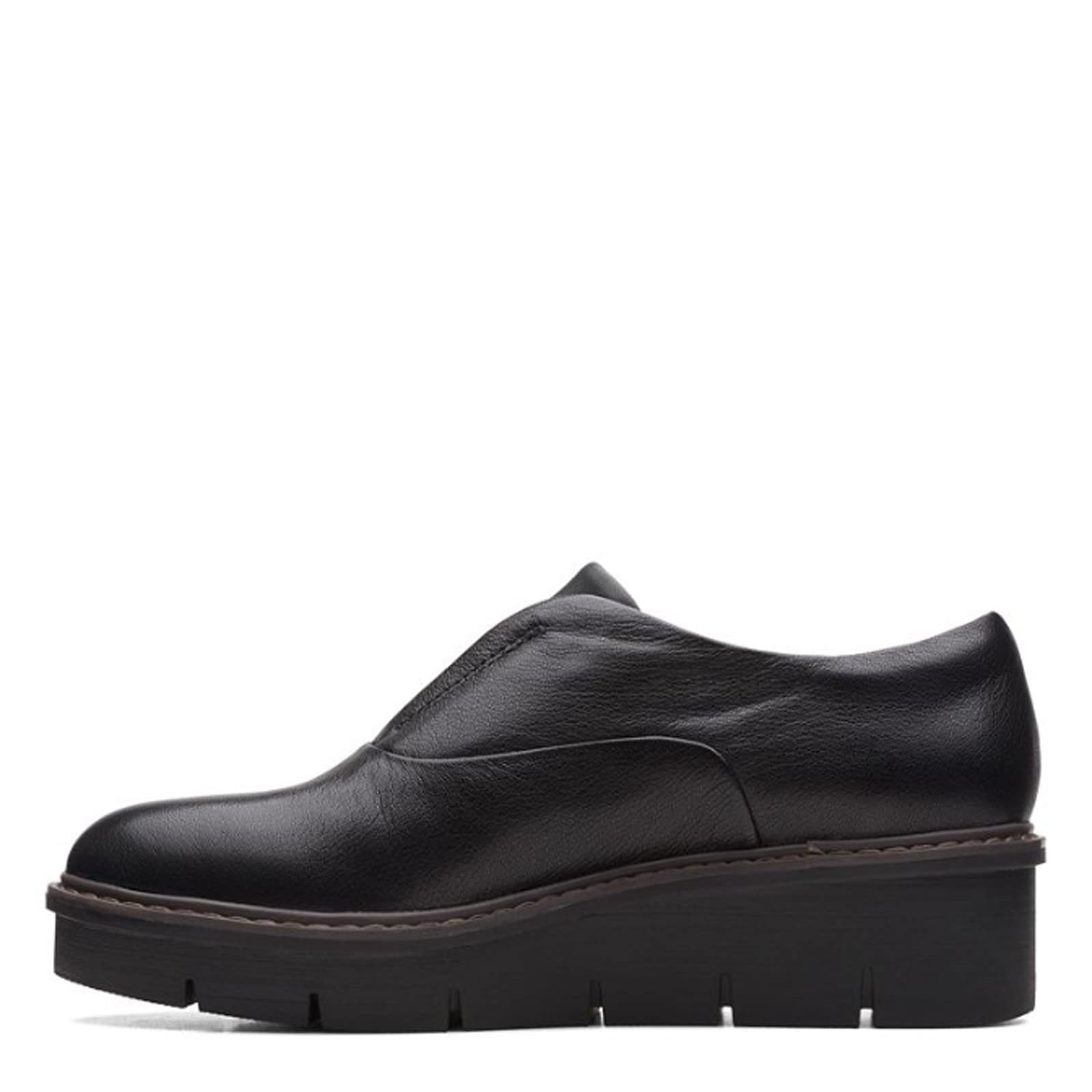 Clarks Women's Airabell Sky Slip-On Loafers - Comfortable Casual Shoes for Women | Perfect for Work, Travel & Everyday Wear