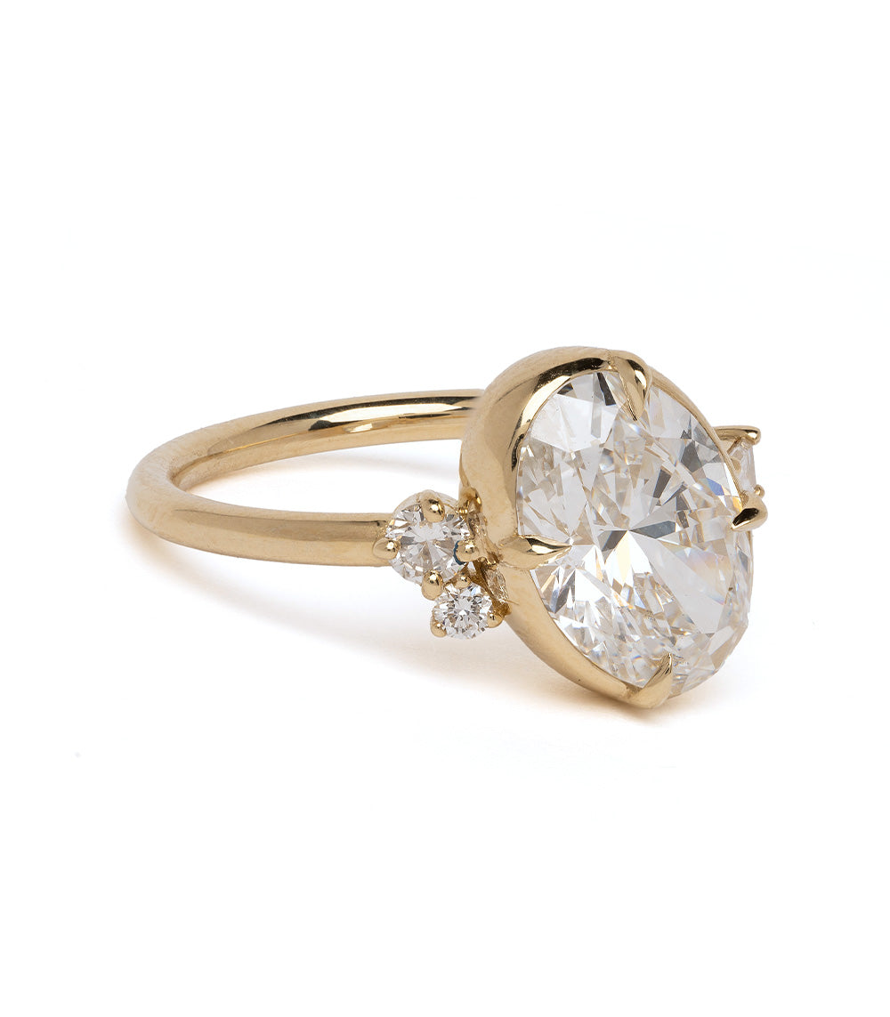 Sydney Oval Asymmetrical Diamond Engagement Ring - 3.01ct GIA Certified Solitaire Ring for Women, Vintage Inspired Wedding Band, Perfect for Proposals, Anniversaries & Romantic Occasions