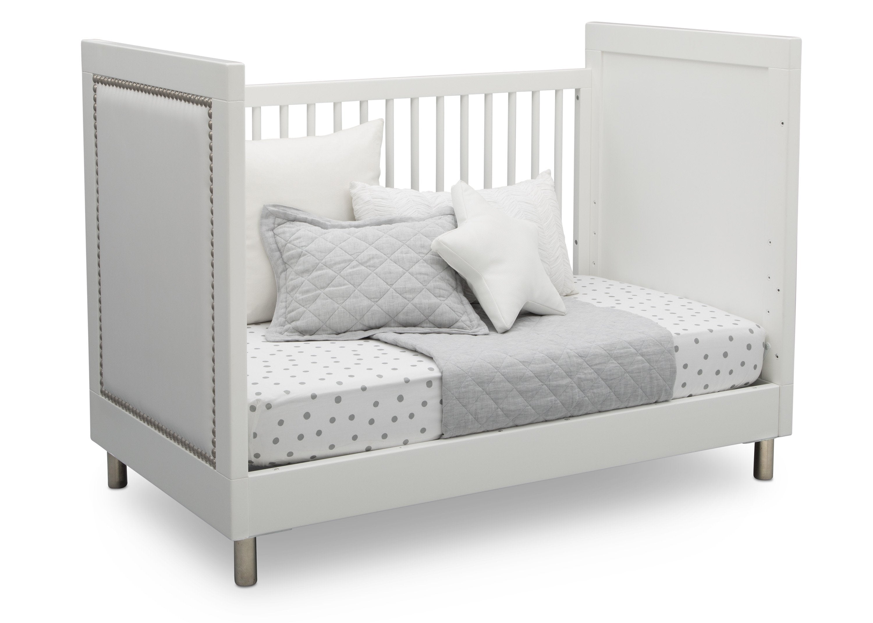 Avery 3-in-1 Convertible Baby Crib - White Nursery Furniture for Newborn to Toddler | Perfect for Modern Nursery, Bedroom & Daycare Use