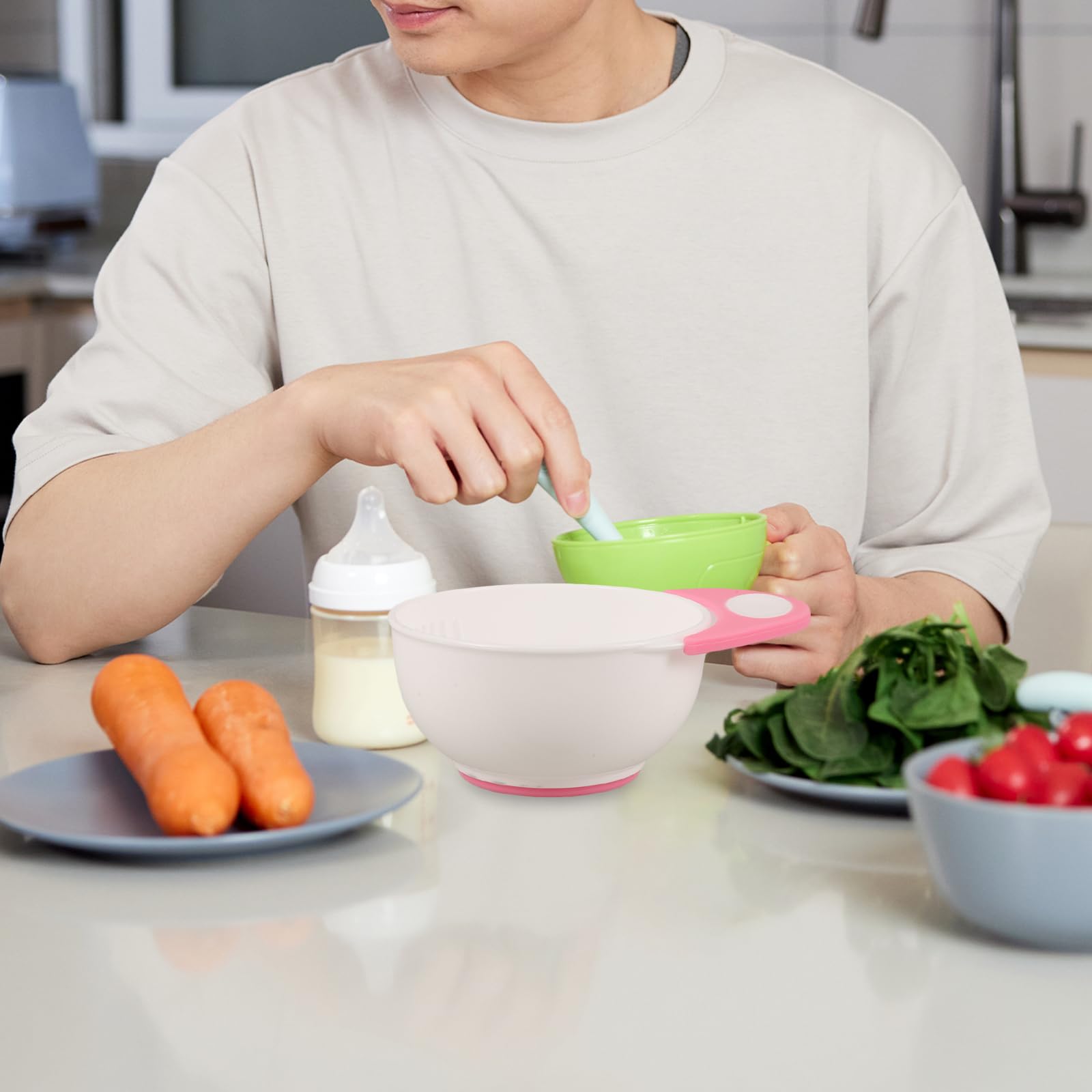Baby Food Masher Bowl Set - Manual Food Mill & Grinding Bowl for Infants - Soft Pink Baby Food Processor - Perfect for Homemade Purees & Toddler Meals - Ideal for Baby-Led Weaning & First Foods Preparation