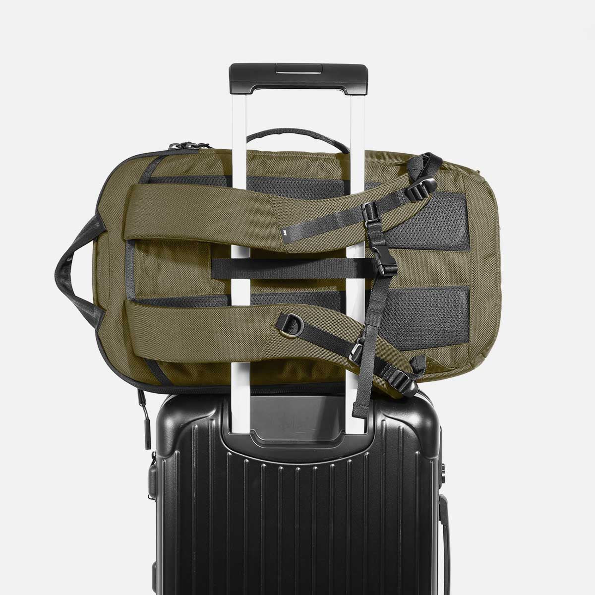 Best Duffel Pack 3 - Waterproof Travel Backpack & Gym Bag for Men & Women - Perfect for Outdoor Adventures, Workouts & Weekend Getaways