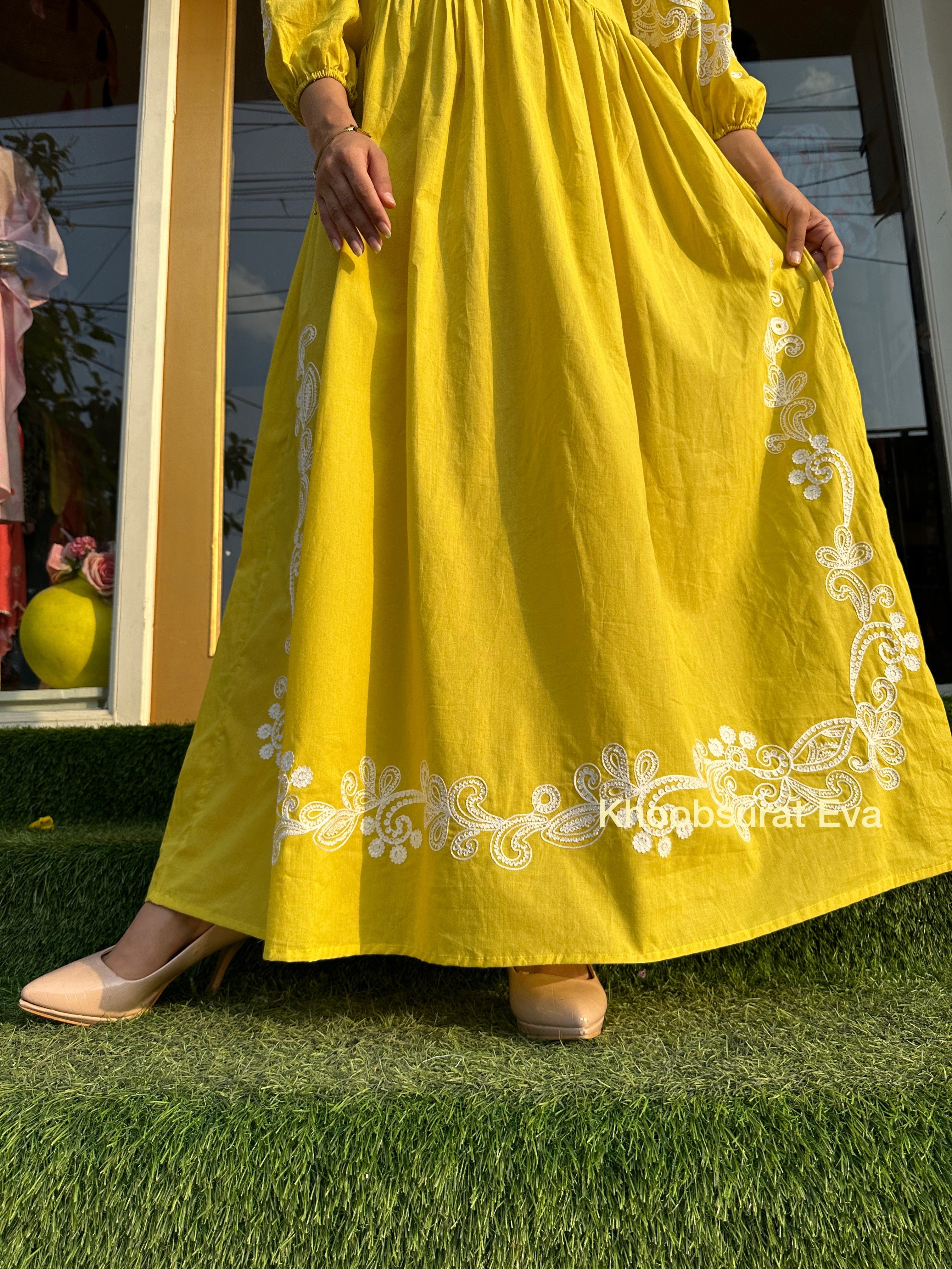 Stylish Citrus Swirl Yellow Maxi Dress for Women - Flowy Summer Beach Dress, Boho Chic Vacation Outfit - Perfect for Beach Parties, Vacations & Casual Outings