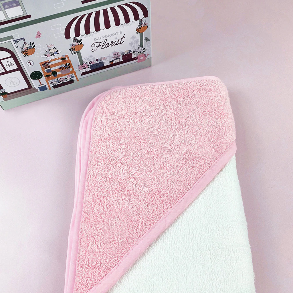 Soft Pink Hooded Baby Towel Set with Welcome Posy Print - Perfect for Newborn Bath Time, Baby Shower Gifts & Nursery Essentials