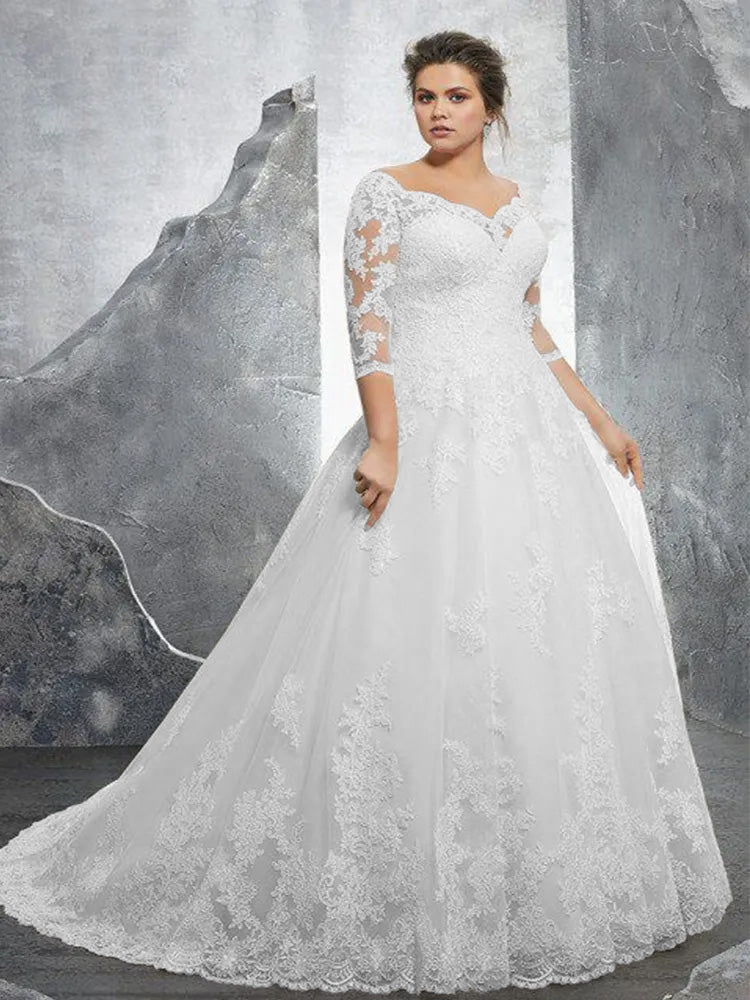 Elegant A-Line Lace Wedding Dress 2023 | Off-Shoulder Plus Size Bridal Gown for Curvy Brides - Perfect for Beach Weddings, Vow Renewals & Romantic Photoshoots