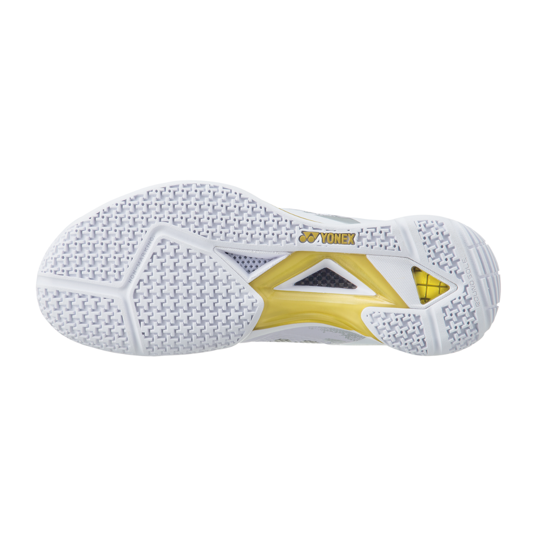 Yonex Power Cushion Eclipsion Z3 Men's Tennis Shoes - White/Gold - Lightweight & Breathable for Court Performance - Perfect for Competitive Play & Training