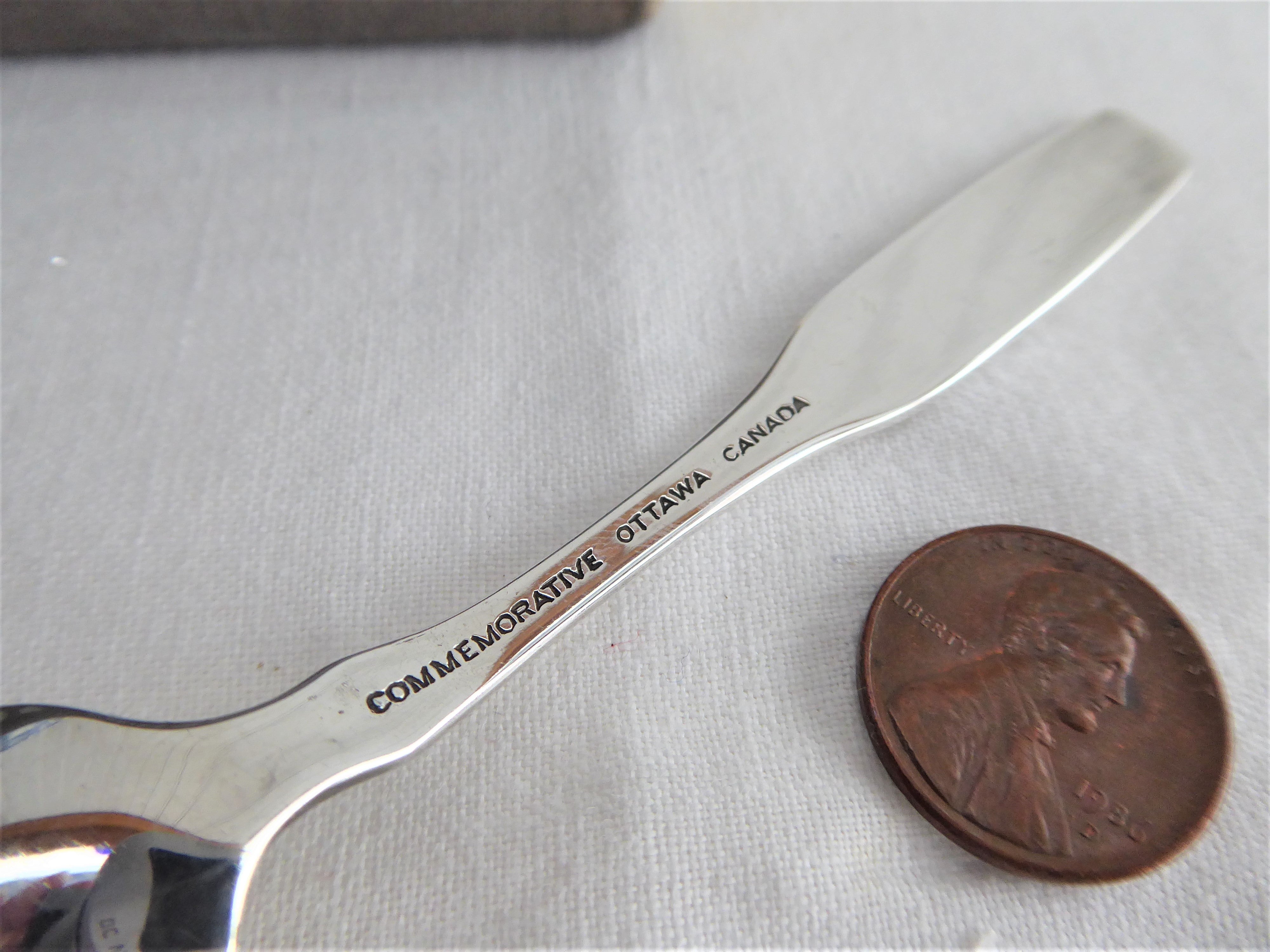 Vintage 1980 Noel Silver Commemorative Coffee Spoon - Engraved with Christmas Bells, Pine & Stars - Perfect for Holiday Gifts, Collectibles & Tea/Coffee Time