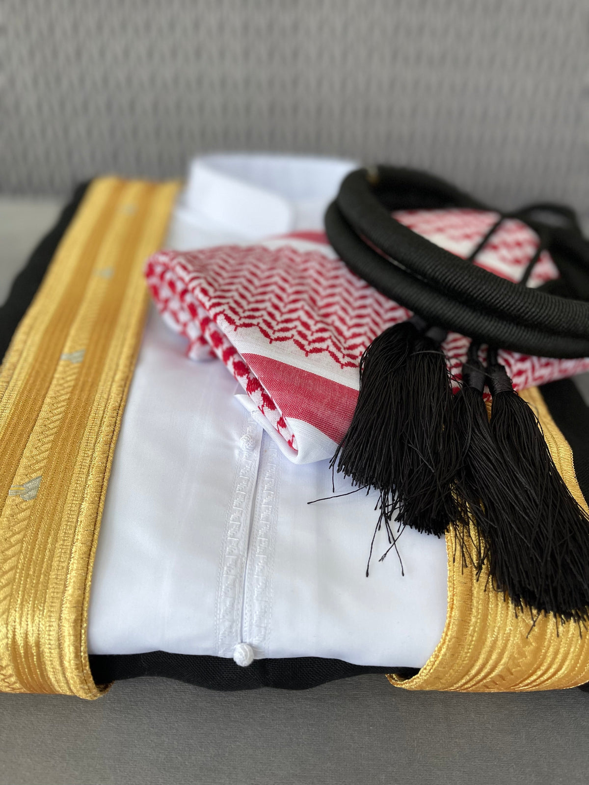 Men's Al Sultan 5-Piece Bahraini Thobe Set - Premium Cotton Islamic Clothing for Prayer, Eid & Special Occasions