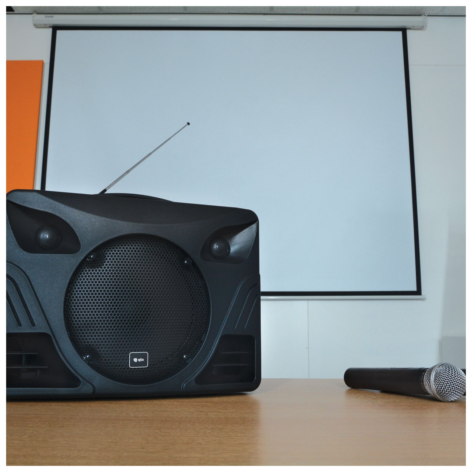 QTX DELTA-50 Portable Bluetooth PA System - Perfect for Outdoor Events, Parties & Live Performances