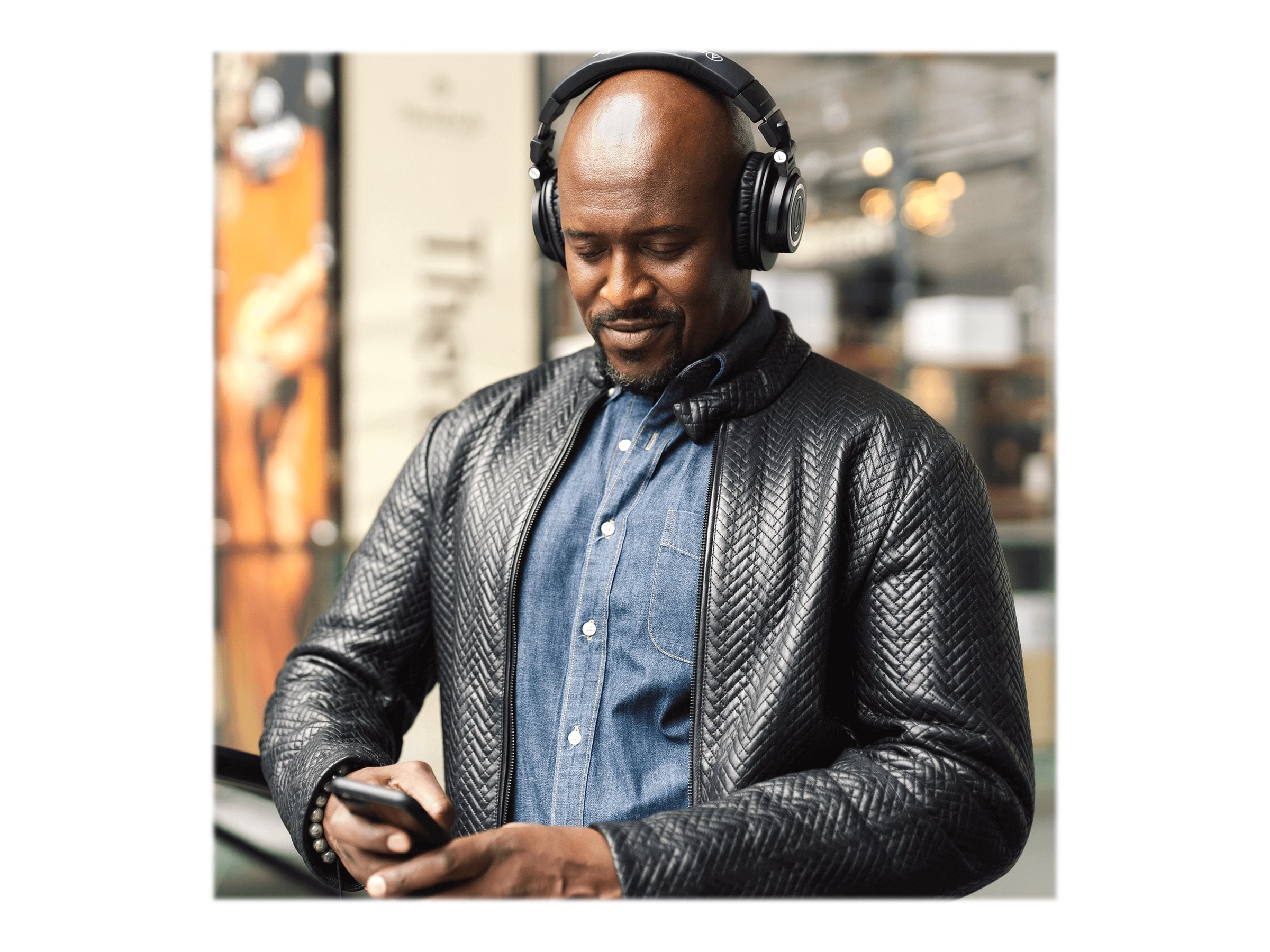 Audio Technica ATH-M50xBT2 Wireless Bluetooth Headphones - Professional Studio Monitor Headphones with Detachable Cable for Music, Gaming & Podcasting - Perfect for Home Studio, Travel & Office Use