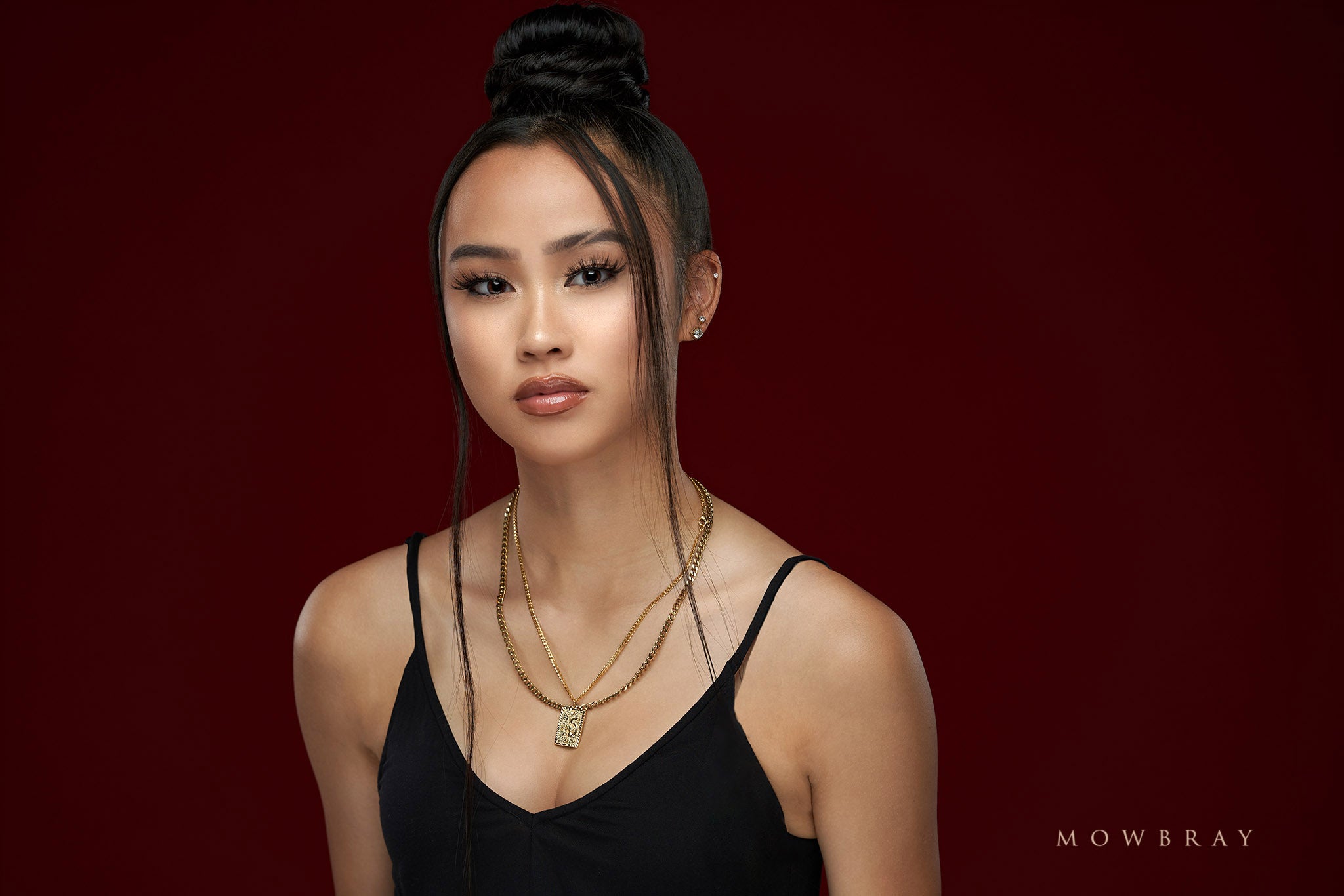 MoLighter Curved Reflector - Professional Photography Lighting Accessory for Studio & Outdoor Shoots | Perfect for Portraits, Product Photography & YouTube Videos