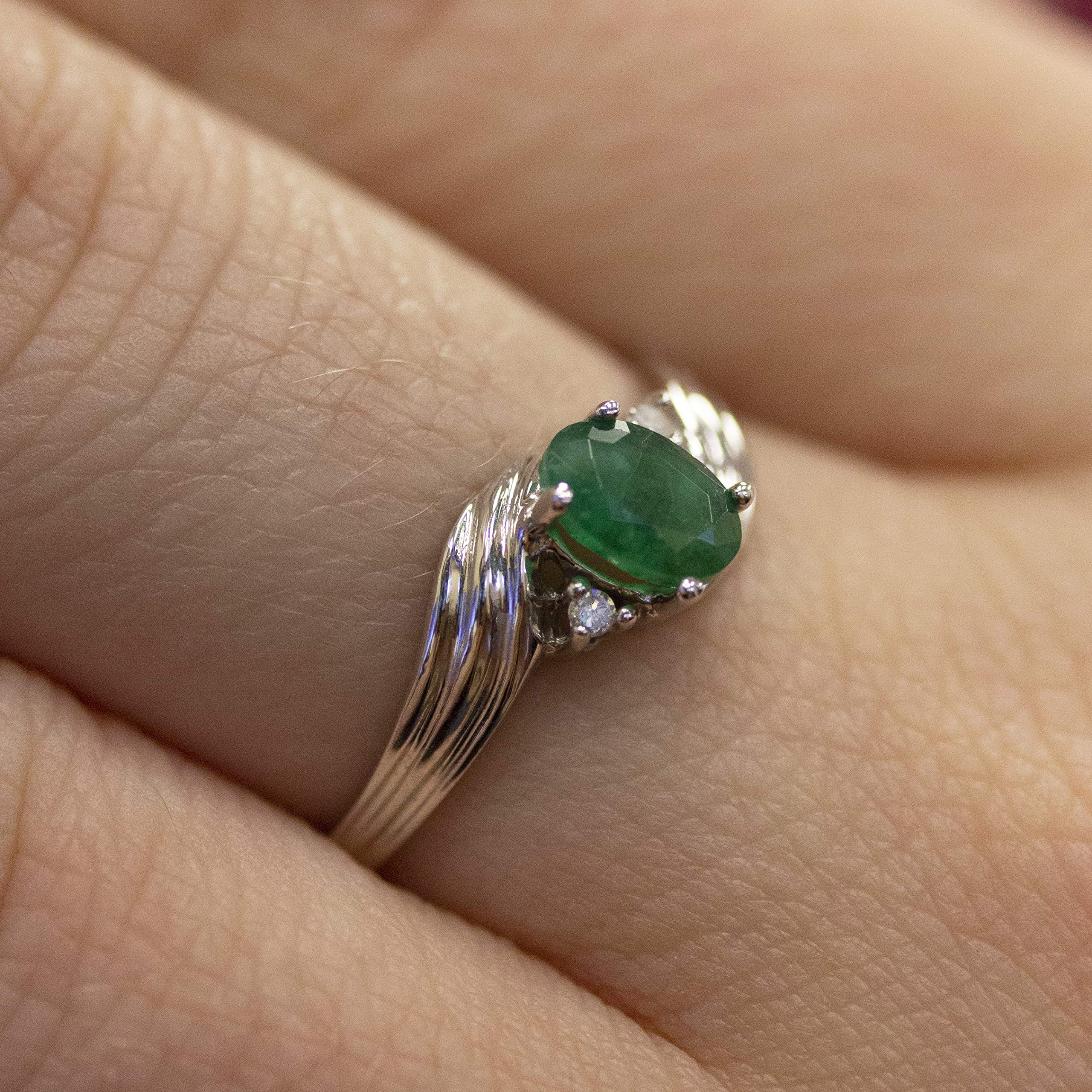 10K White Gold Emerald and Diamond Ring for Women - Elegant Jewelry Gift for Engagement, Anniversary & Special Occasions