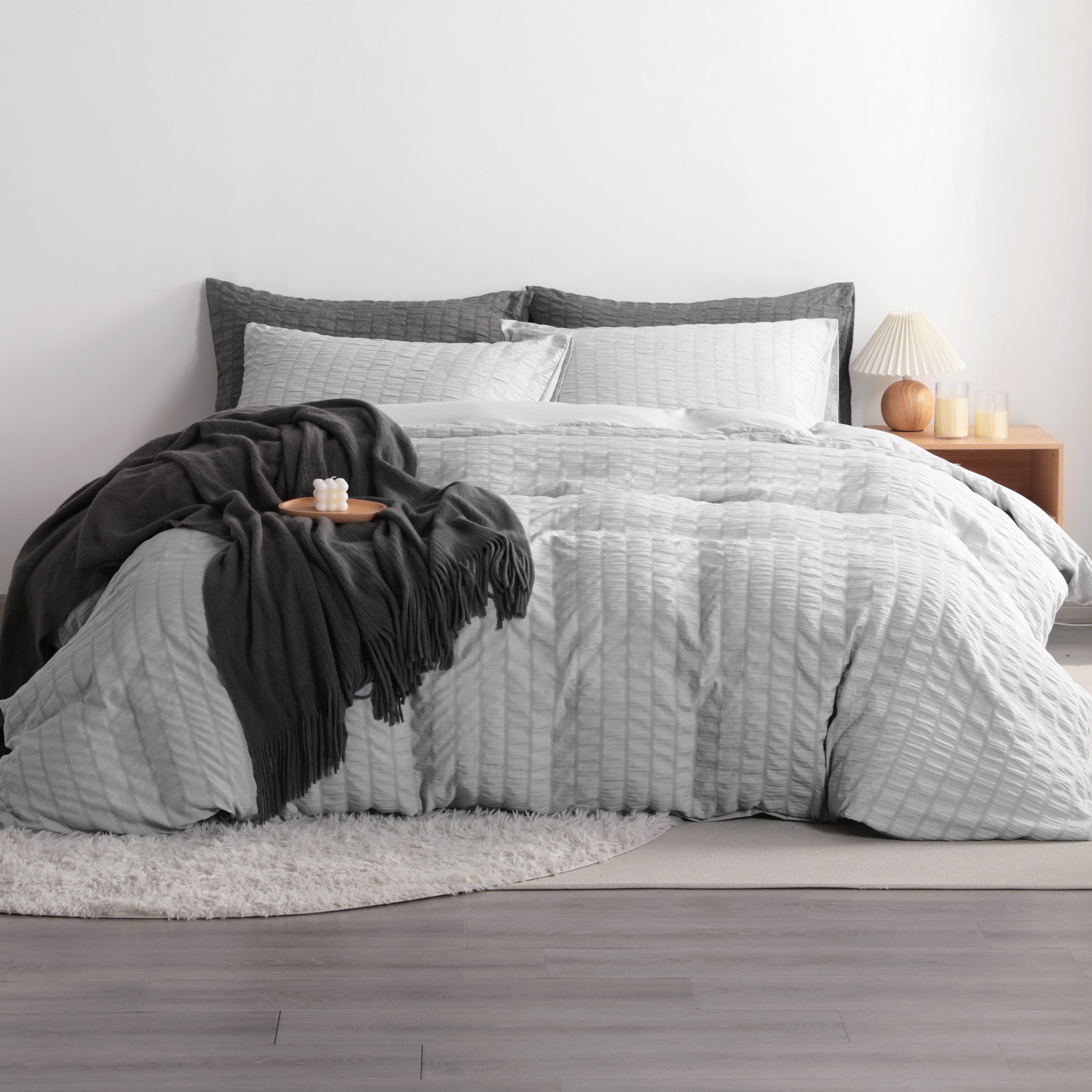 2/3 Pieces Breathable Seersucker Textured Duvet Cover Set - Soft & Lightweight Bedding for Summer - NTBAY® | Perfect for Guest Rooms, Dormitories & Hot Sleepers