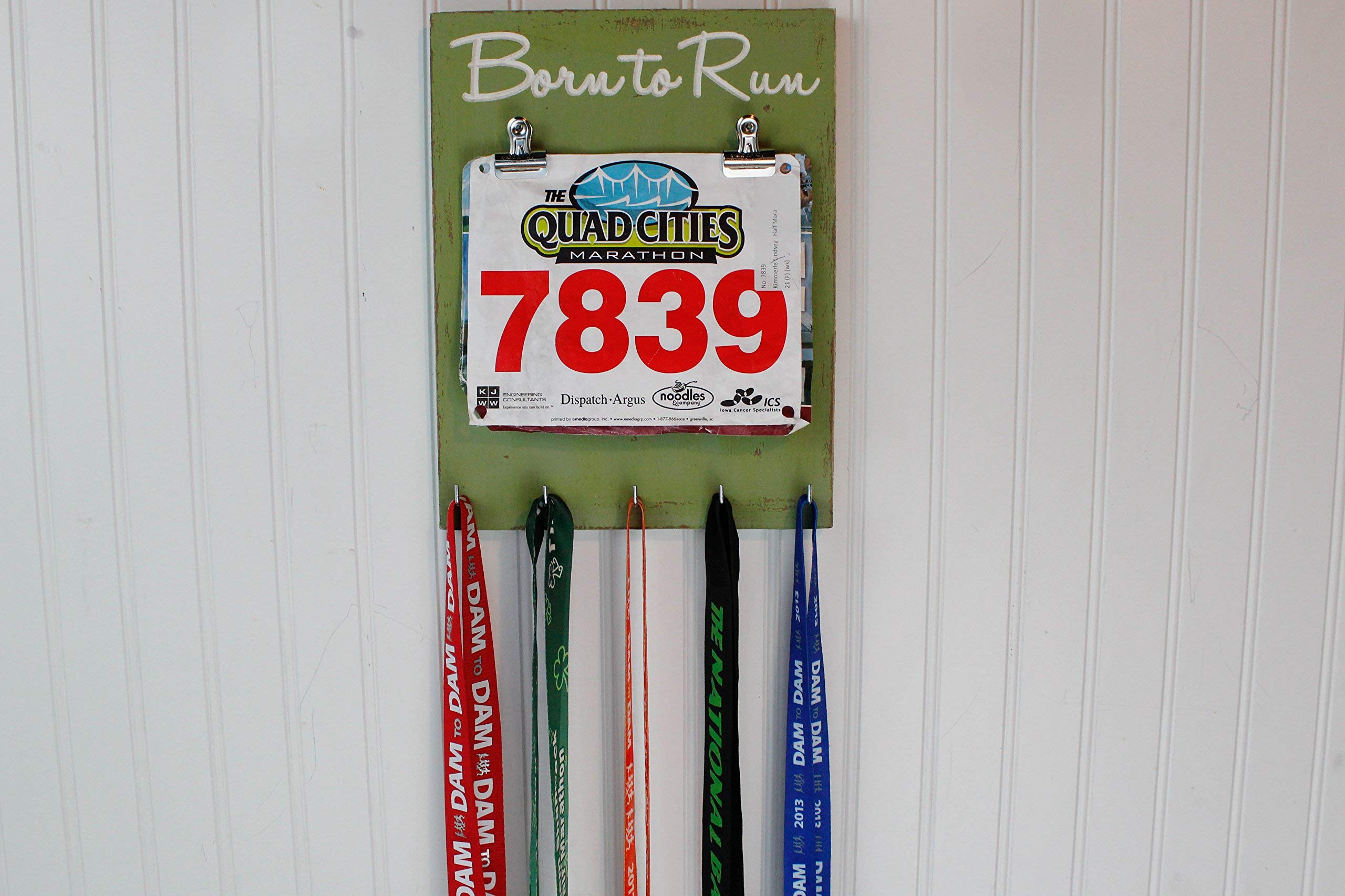 Race Medal Holder - Born to Run Carved Wooden Sign - Running & Bib Number Display for Marathon Runners - Perfect for Home Gym or Office Decor