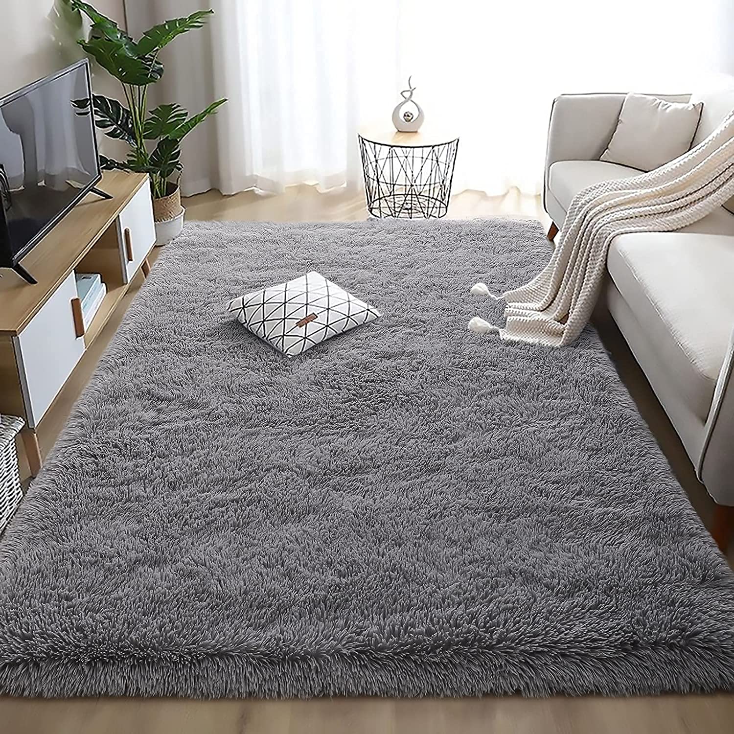 Kinganda Soft Shag Area Rugs - Non-Slip Fluffy Rugs for Bedroom, Living Room & Nursery - Washable Kids Room Carpet (Grey, 4.4x6 Feet / 135x185cm) - Perfect for Cozy Home Decor & Play Areas