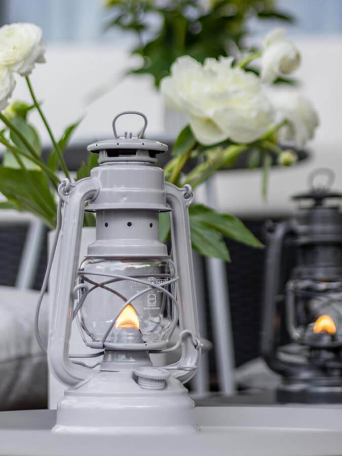 Feuerhand Baby Special 276 Hurricane Lantern - Vintage Outdoor Camping Light for Emergency, Garden, Patio & Power Outages