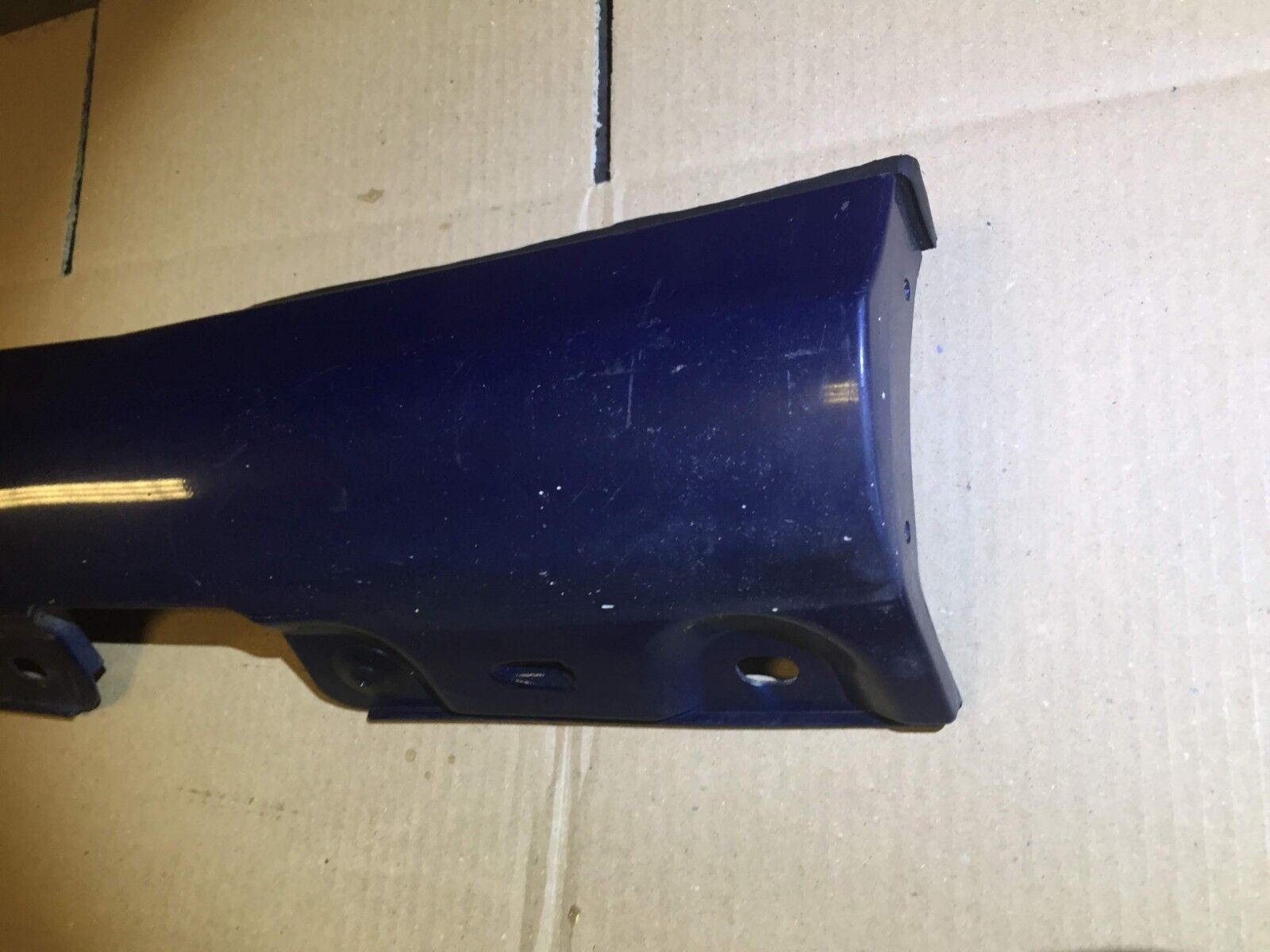2004-2005 Mercedes Benz C240 Right Passenger Side Rocker Panel Skirt Molding OEM Replacement - Perfect for Car Restoration & Body Repair