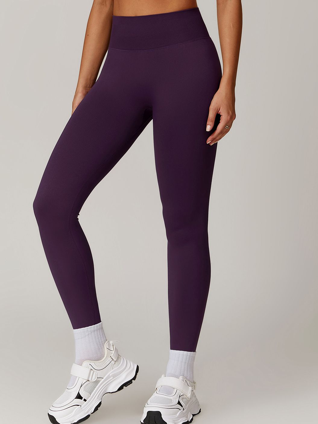ZASUWA Women's High Waisted Seamless Scrunch Butt Lifting Leggings - Perfect for Yoga, Gym Workouts & Everyday Wear