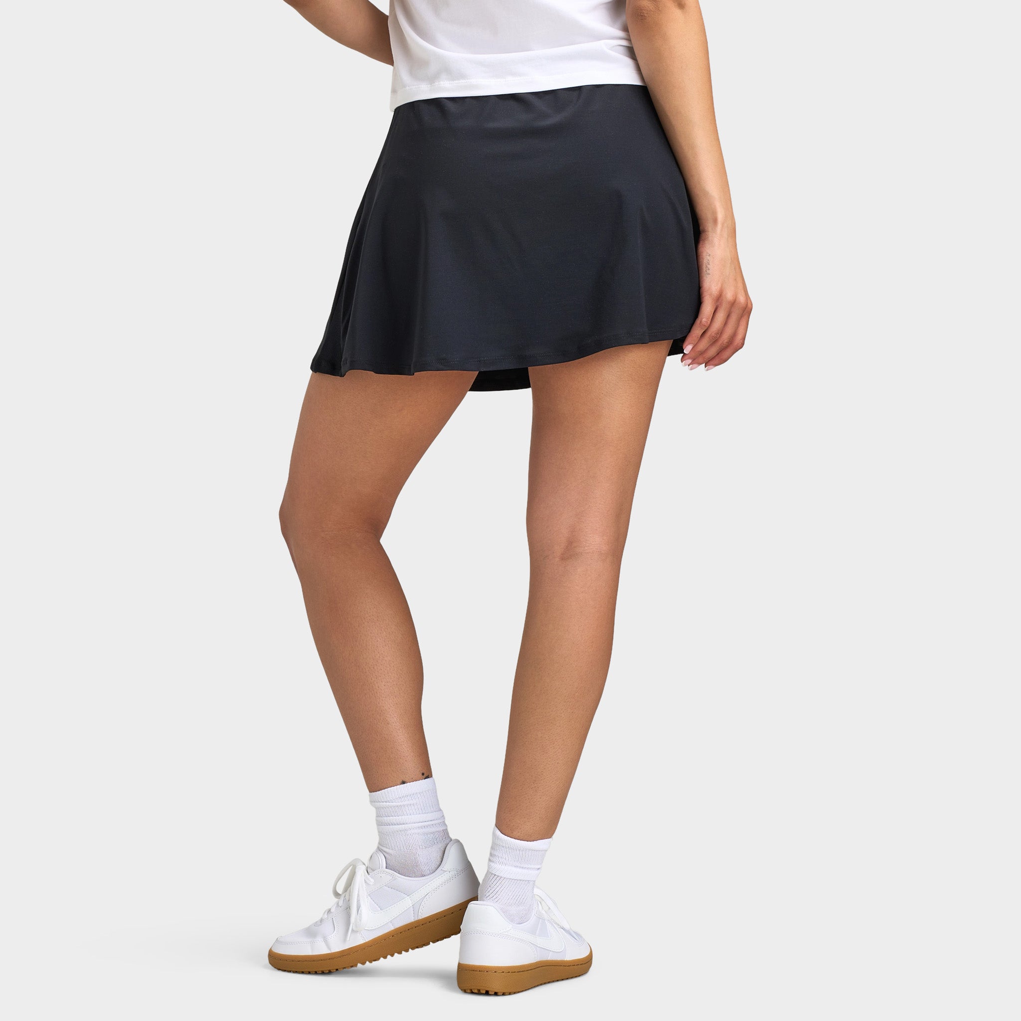 Nike Victory Women's Dri-FIT Tennis Skirt - Breathable Quick-Dry Flouncy Skirt for Women (Black/White) | Perfect for Tennis, Golf, Running & Casual Wear