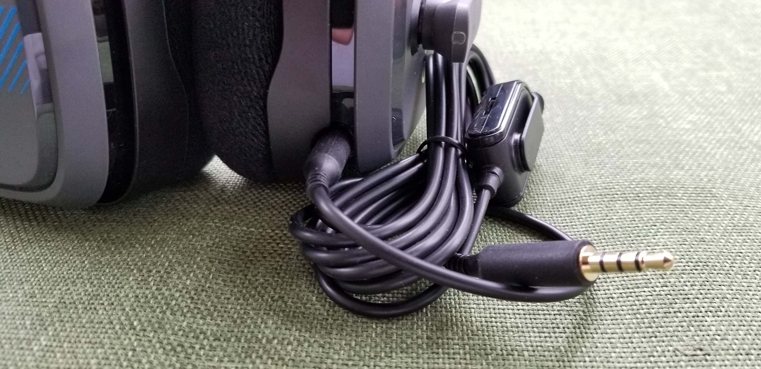 2.0M Gaming Headset Cable with Inline Mute & Volume Control for Astro A10 - Compatible with Xbox One, PS4, PC - Perfect for Online Gaming, Streaming & Voice Chat