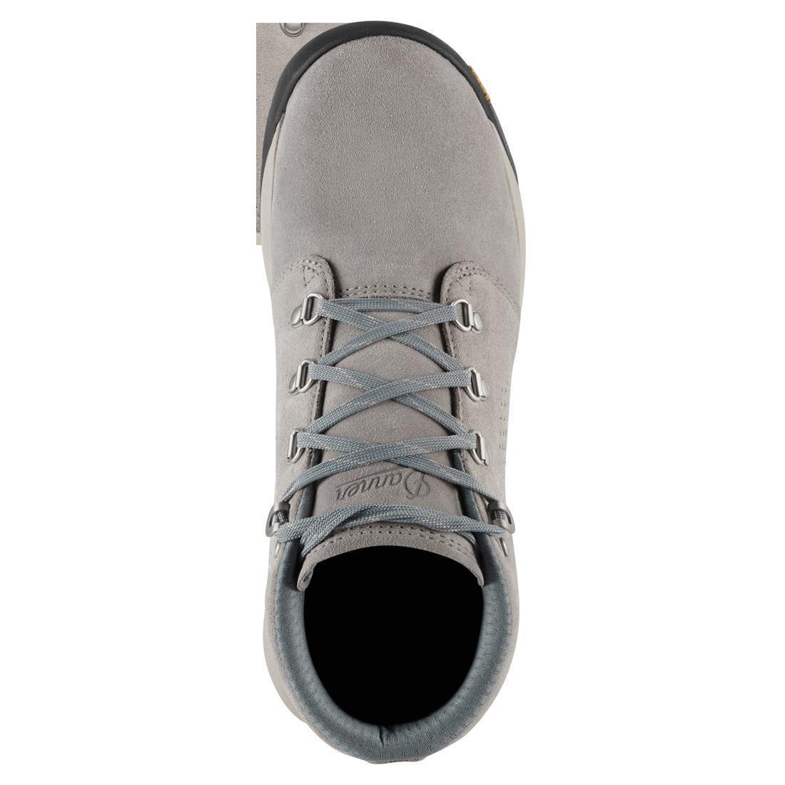 Men's Chukka Boots for Stormy Weather - Waterproof & Durable Leather Shoes for Outdoor Adventures, Hiking, and Casual Wear