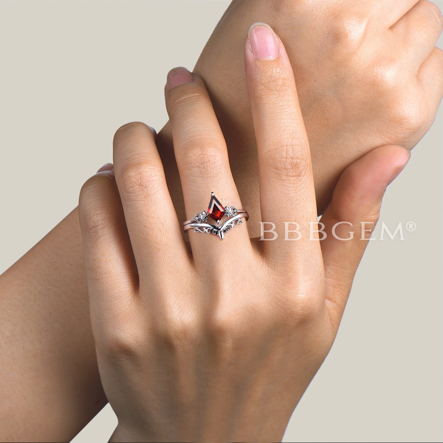 Natural Garnet & Black Spinel Engagement Ring - Celestial Bridal Set for Women | Handmade Wedding Jewelry, Unique Promise Ring, Anniversary Gift for Her | Perfect for Proposals, Weddings & Special Occasions