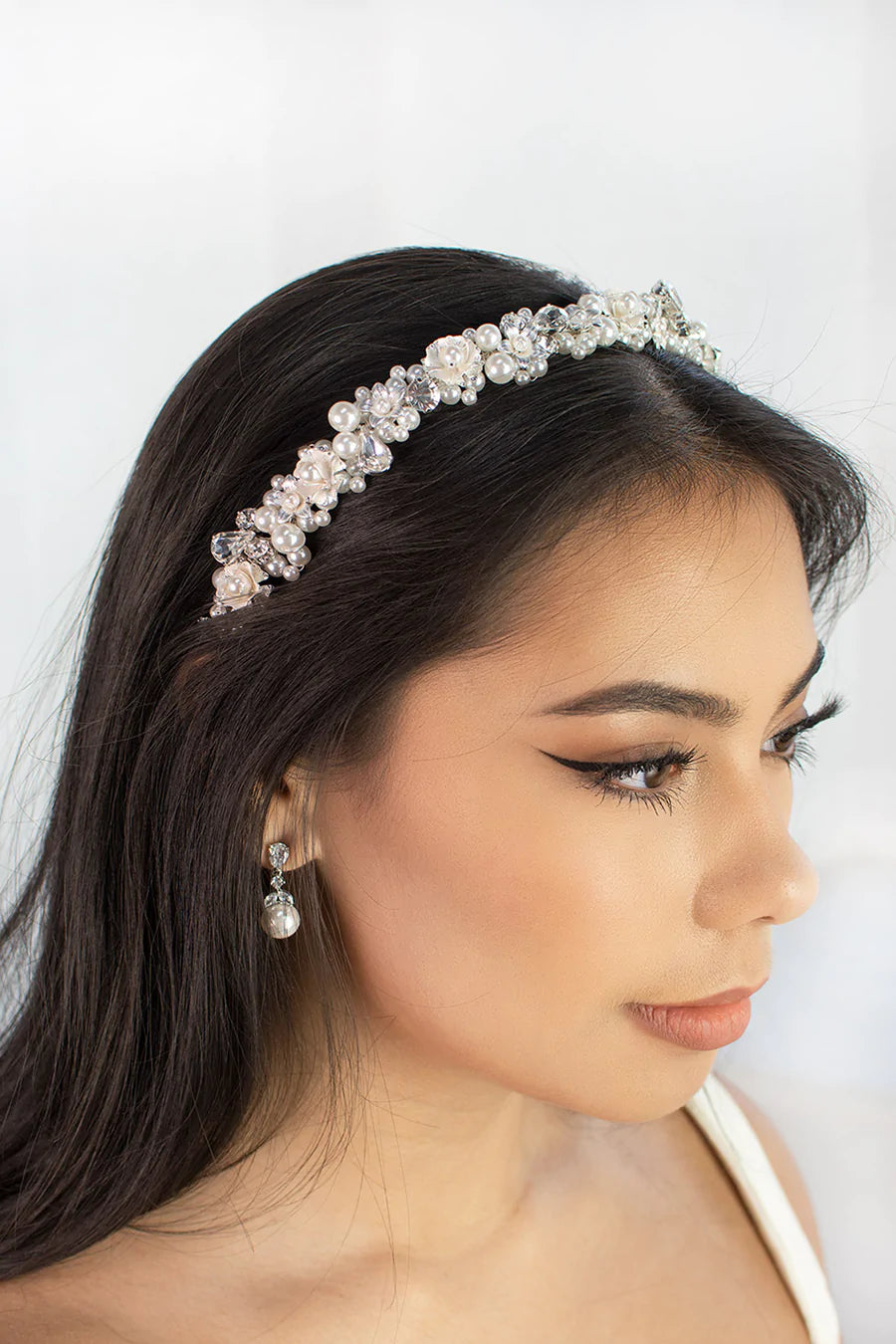 Kristy Pearl Crystal Floral Bridal Headband – Elegant Wedding Hair Accessory for Bride, Bridesmaids & Special Occasions | Perfect for Weddings, Prom & Formal Events