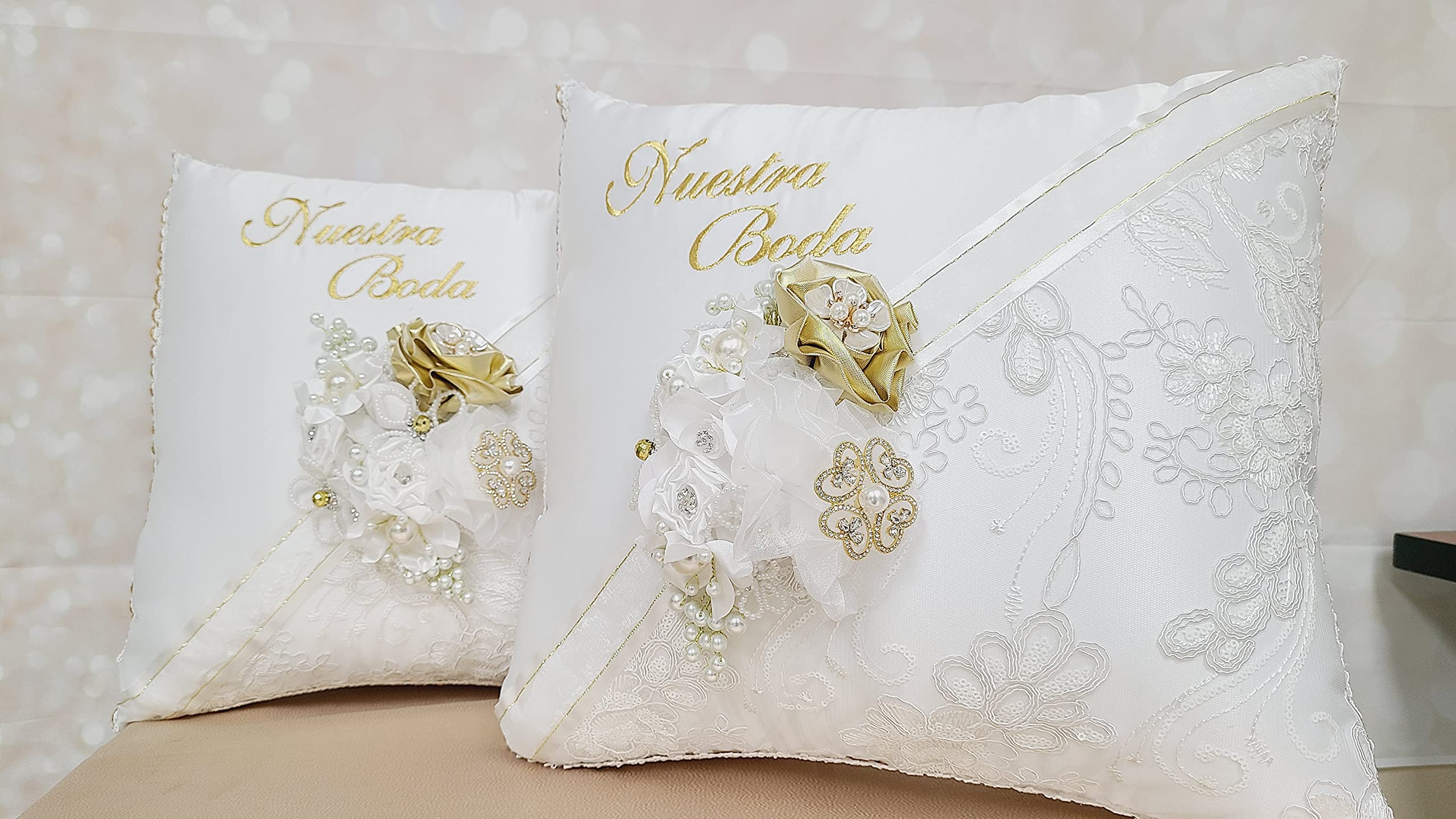 Personalized Wedding Pillow Set (2) - Quinceañera & Wedding Guest Book Pillows, Album Holder - Elegant Bridal Accessories for Weddings, Anniversaries & Special Events