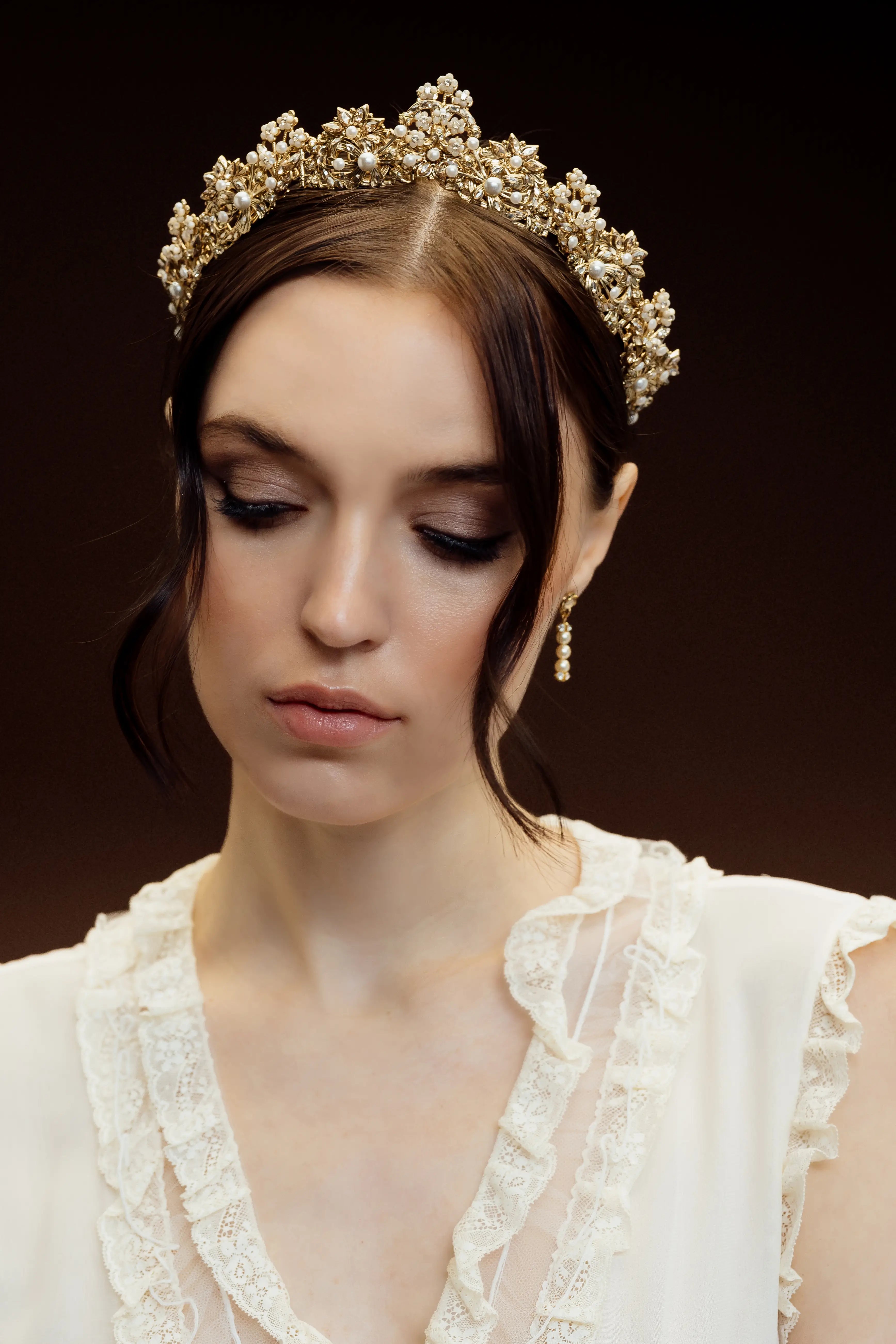 Evangeline Crown - Elegant & Stylish Tiara for Weddings, Prom, Pageants & Special Events | Perfect Bridal Accessory & Princess Costume Jewelry