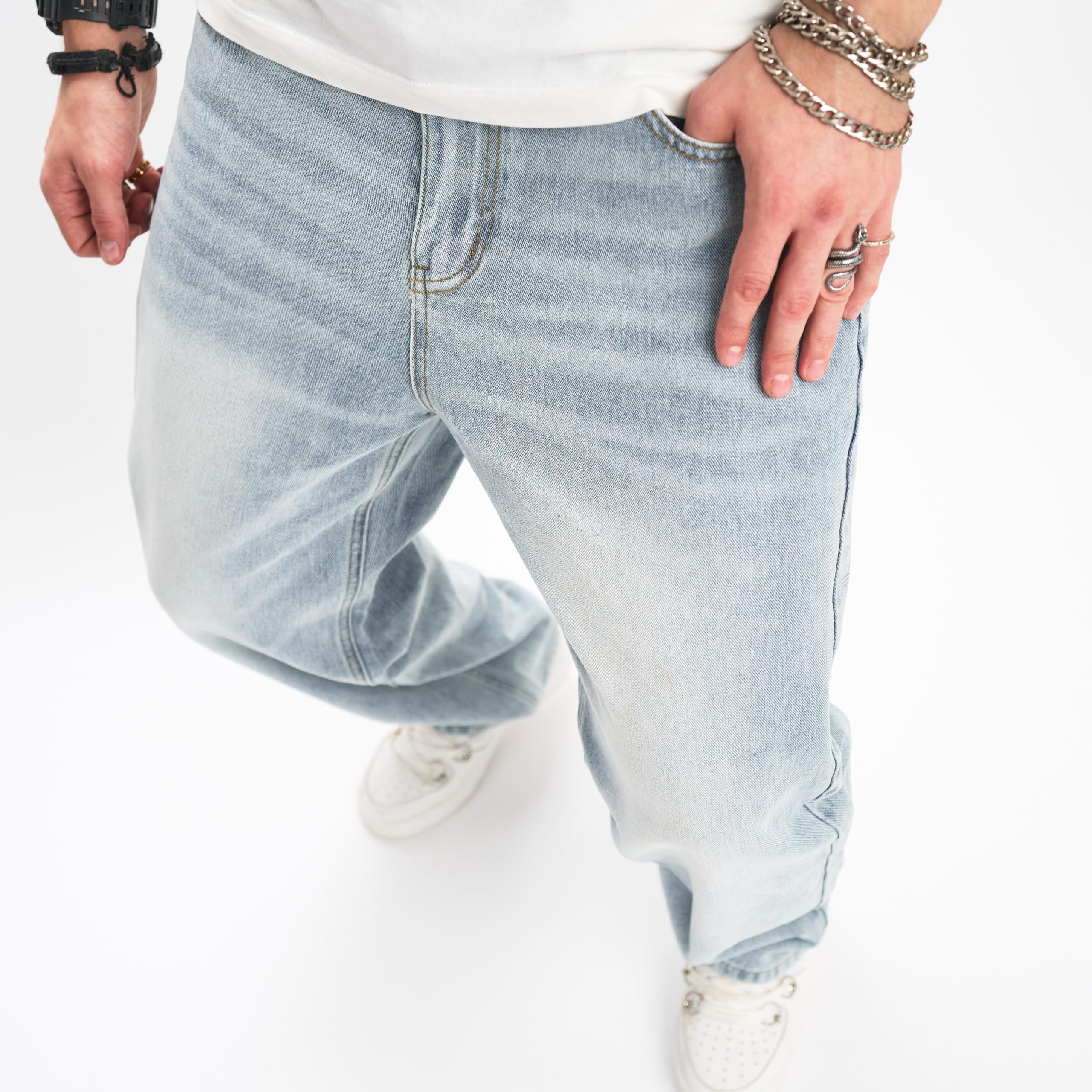 WEIBUMAOYI Men's Wide-Leg Jeans - Straight Leg Carpenter Denim Pants for Work & Casual Wear - Loose Fit Comfortable Trousers for Outdoor Activities and Daily Fashion