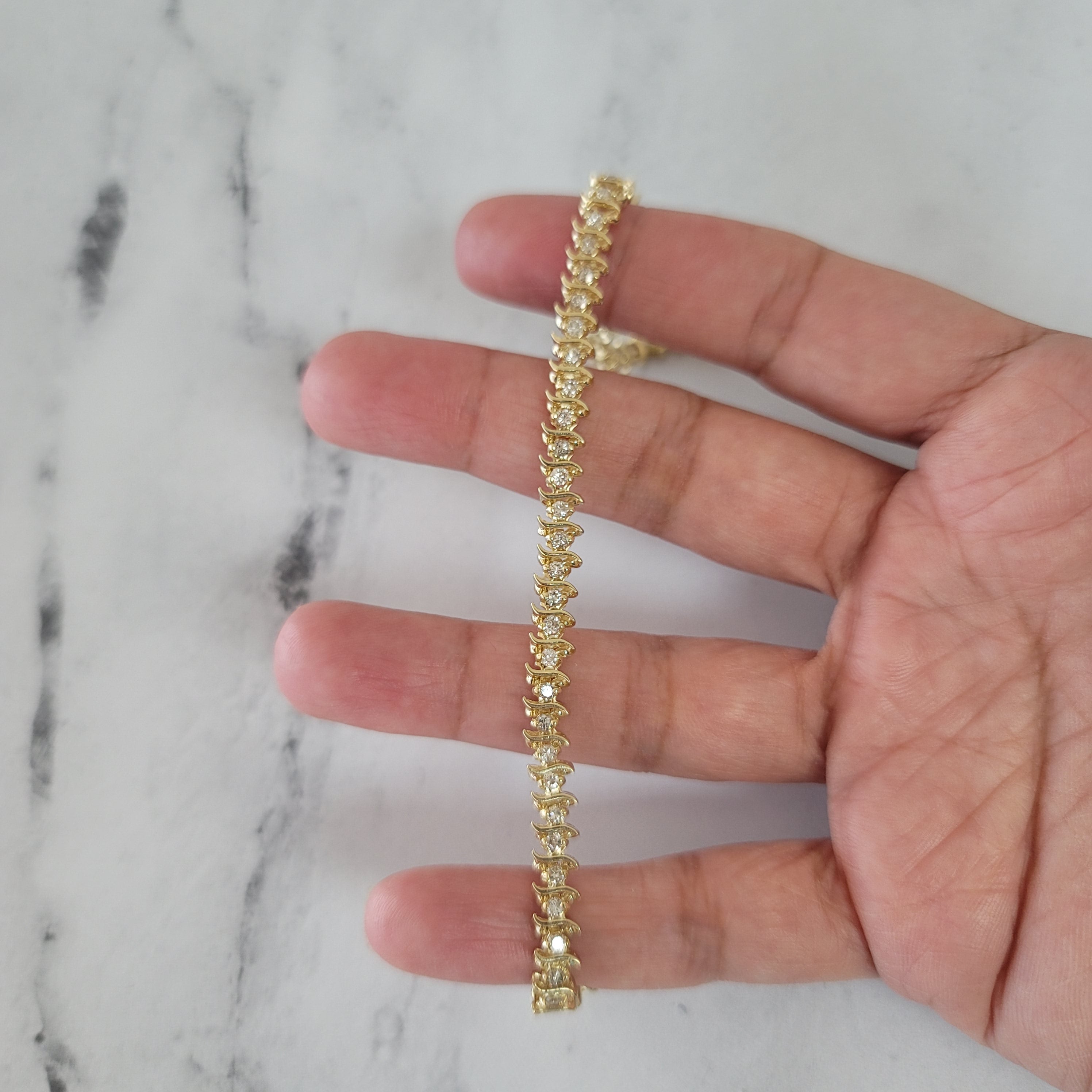 Elegant S-Style Diamond Tennis Bracelet - 1.50cttw 14K Yellow Gold - Perfect for Weddings, Anniversaries & Special Occasions