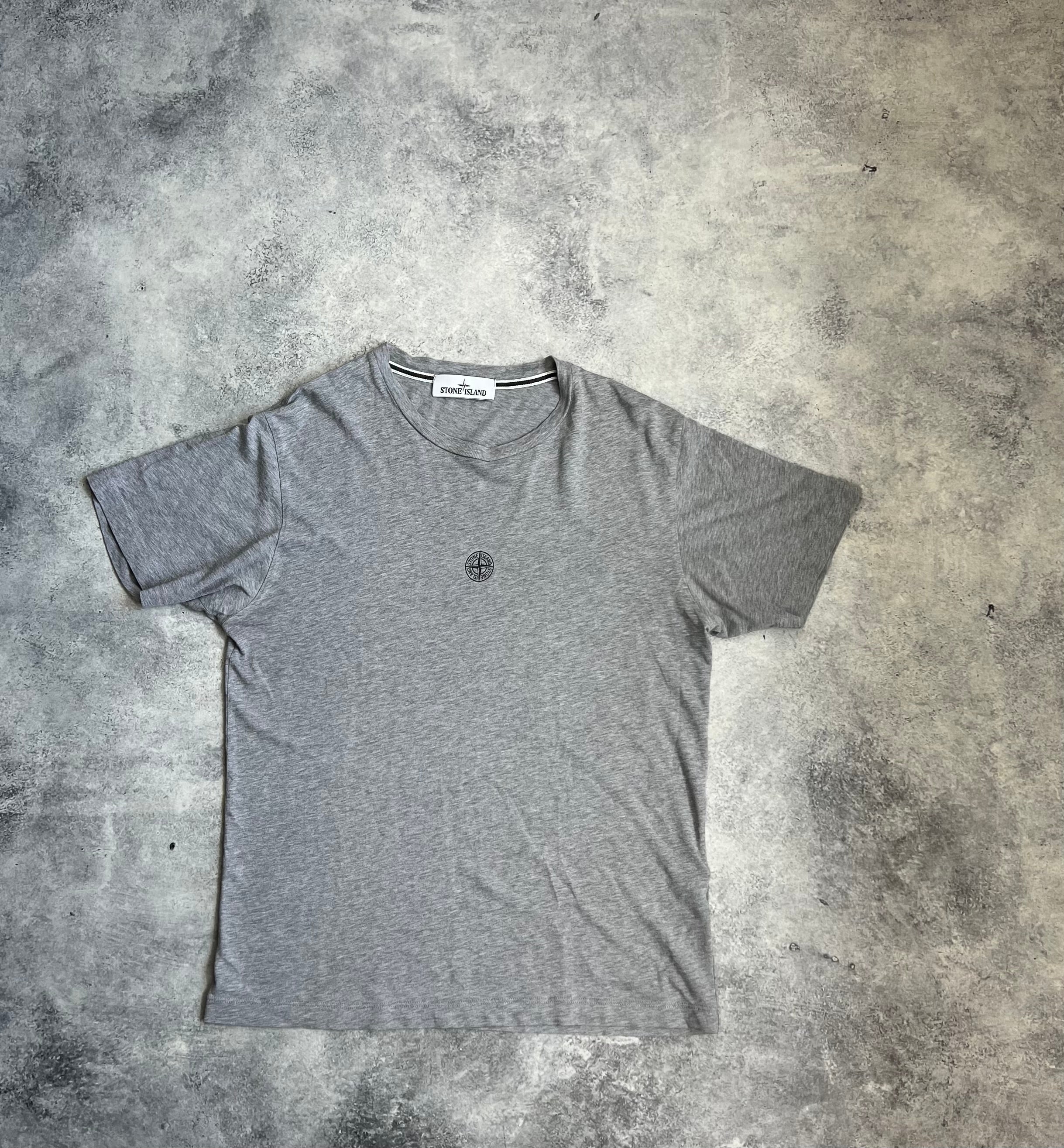 Stone Island 2018 Grey T-Shirt for Men | Premium Cotton Casual Tee | Streetwear & Everyday Wear