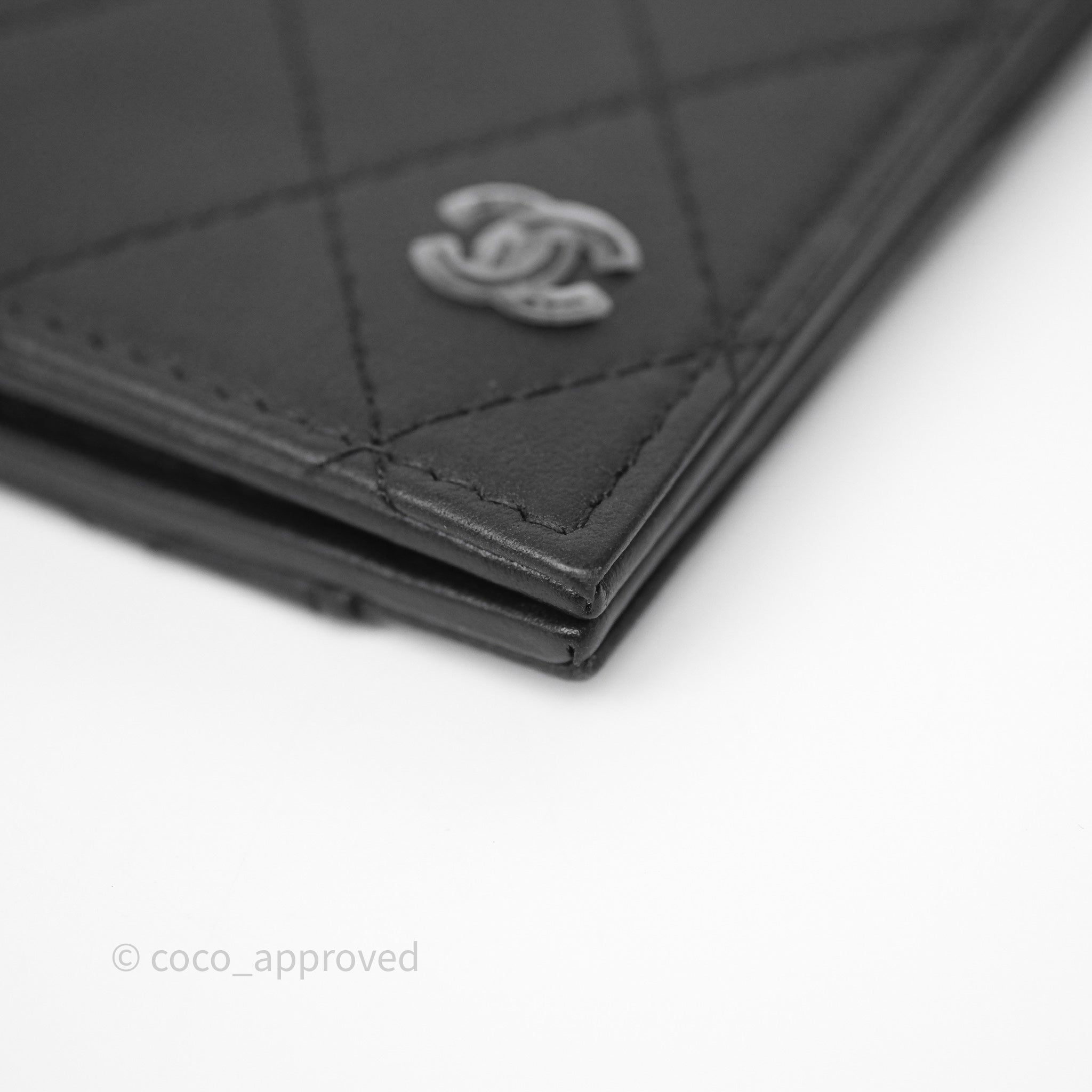 Chanel Quilted So Black Calfskin Card Holder - Luxury Compact Wallet for Credit Cards & ID - Perfect for Everyday Use, Travel & Gifting