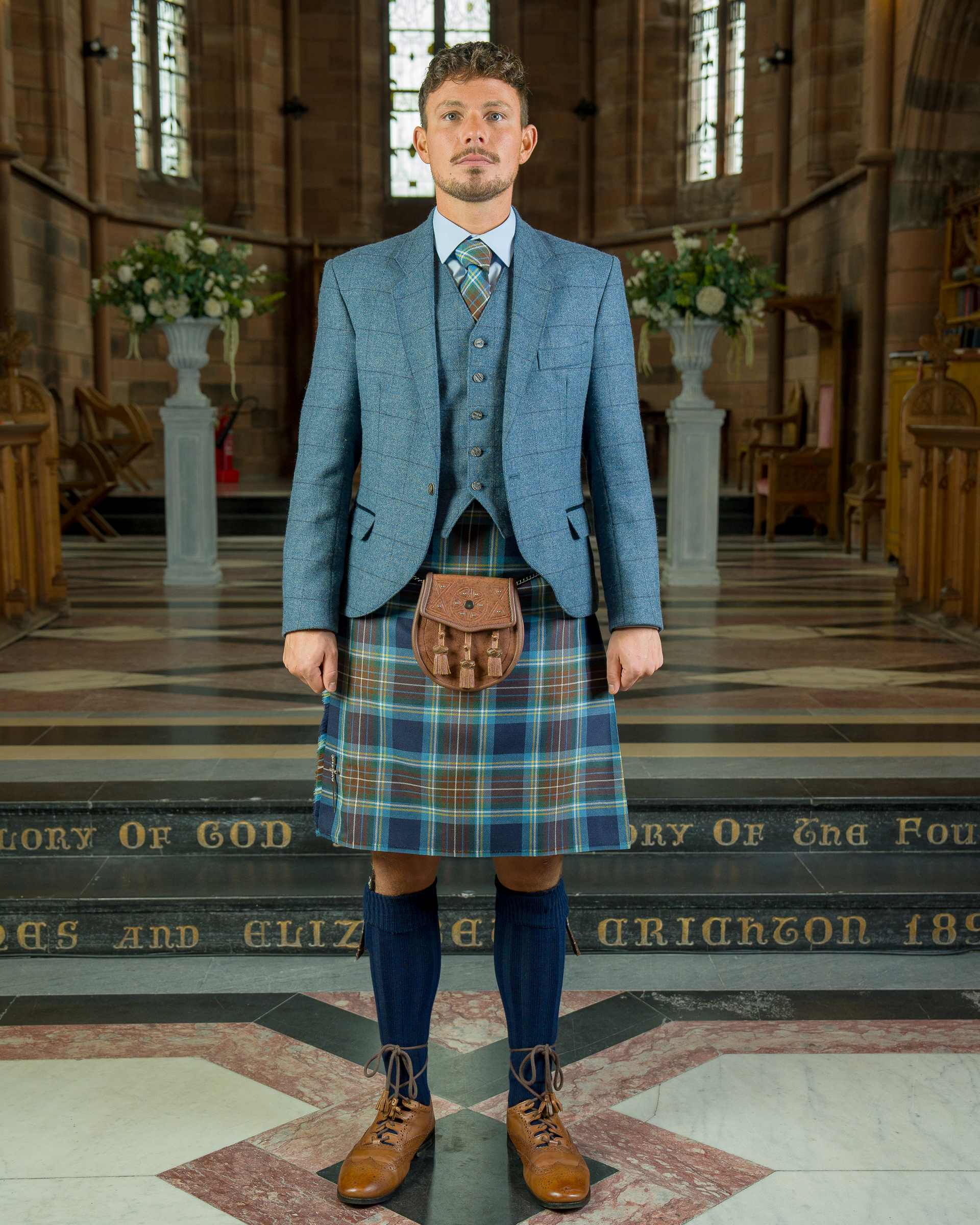 Holyrood Tartan Kilt for Men & Boys - Traditional Scottish Highland Dress for Weddings, Events & Cosplay