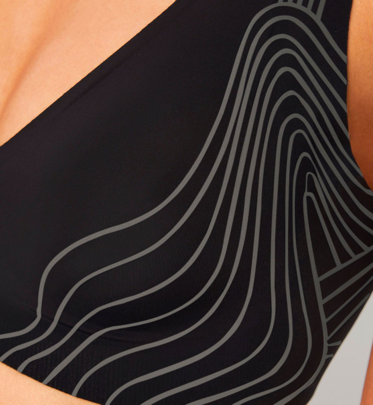 SLOGGI ZERO FEEL Soft Wireless Bra for Women - Ultra Comfortable Seamless Underwear for Everyday Wear & Yoga