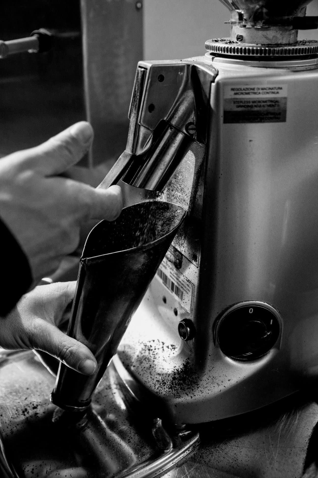 Bristot L'americano Medium Roast Ground Coffee - 16 Filter Bags | Rich & Smooth Flavor | Perfect for Home Brewing, Office Use & Gifts