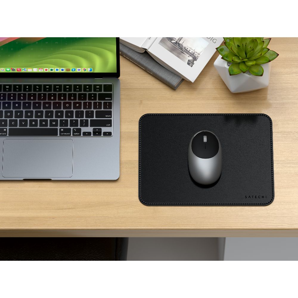 Premium Vegan Leather Mouse Pad - Large, Non-Slip Desk Mat for MacBook, PC & Office Use - Ergonomic Wrist Support for Comfortable Computing & Gaming