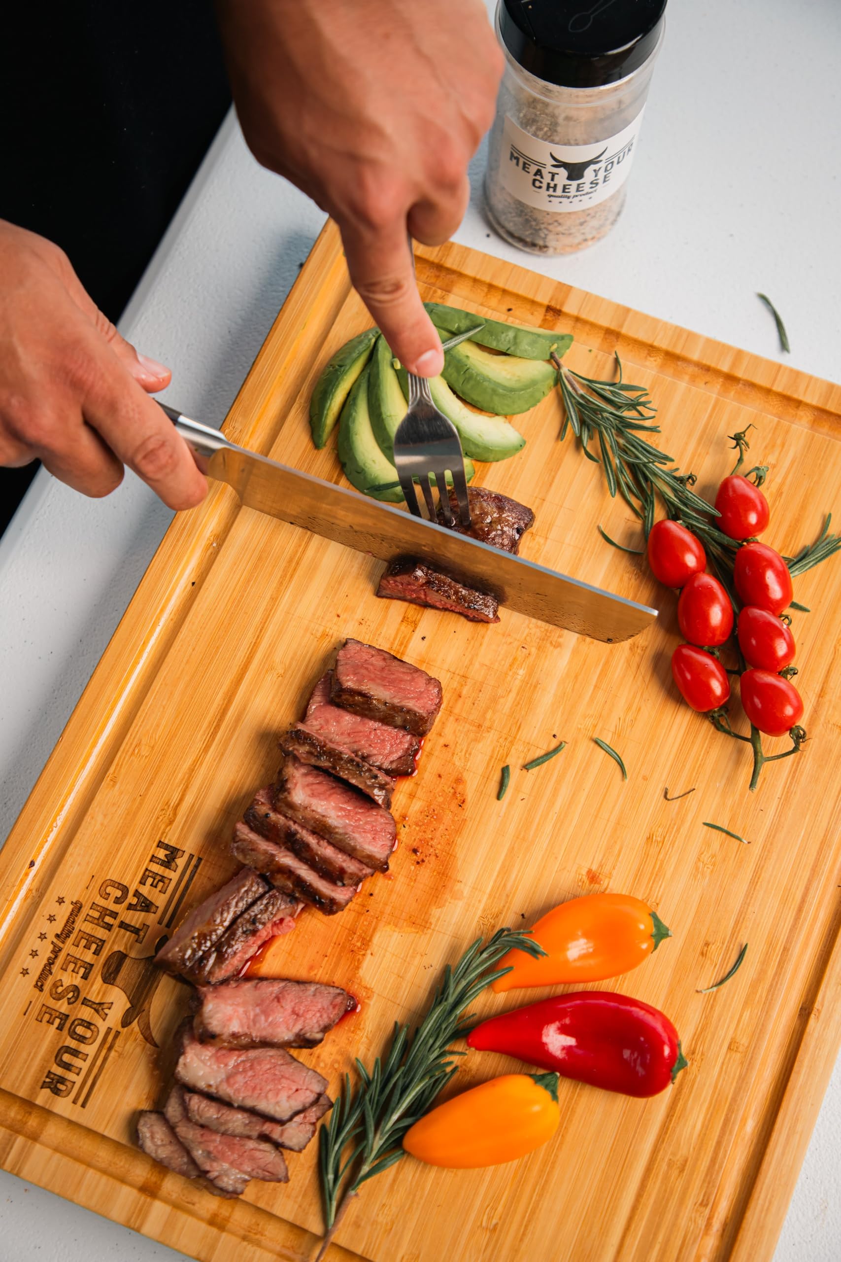 Premium Australian Wagyu Denver Steak 8oz x 4 Pack - High-Quality Grass-Fed Beef for Grilling, BBQ & Special Occasions - Tender & Juicy Gourmet Steaks for Home Chefs