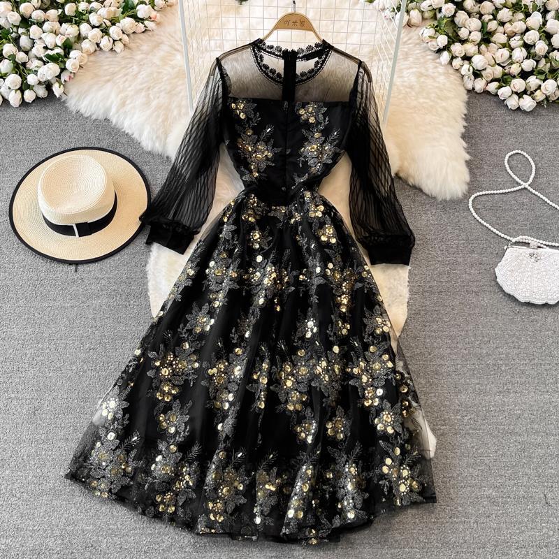 Elegant Embroidered Round Neck Mesh A-Line Long Sleeve Tulle Dress - Perfect for Weddings, Parties & Special Occasions