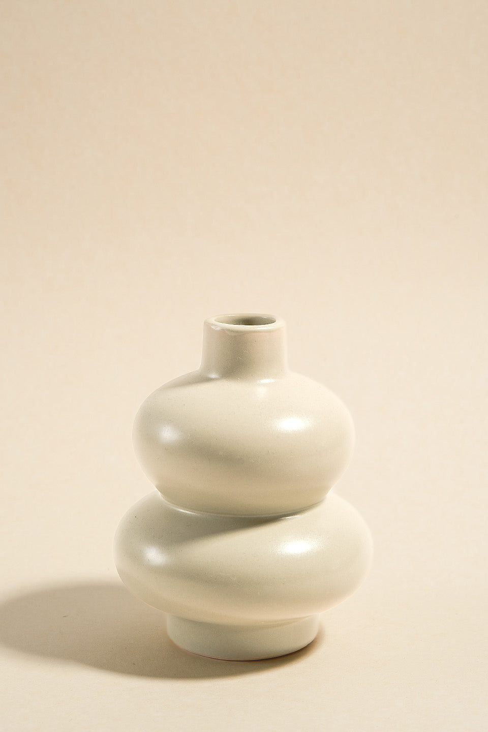 12cm Double Stacked Matte Ivory Bud Vase for Wedding Centerpieces, Home Decor, and Floral Arrangements