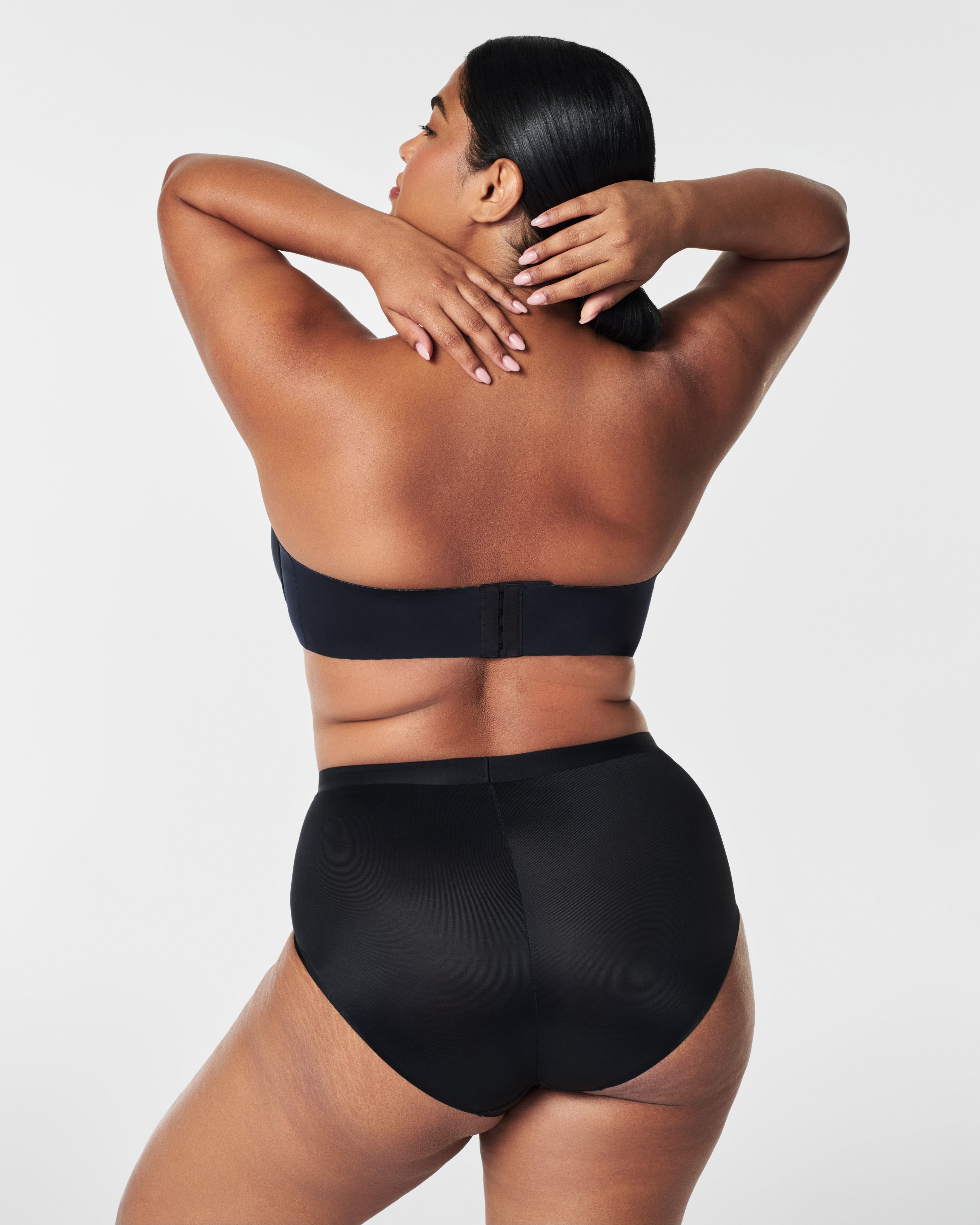 SPANX Smooth™ Strapless Bra - Seamless Lift & Comfort for Women | Perfect for Wedding Dresses, Evening Gowns & Formal Wear