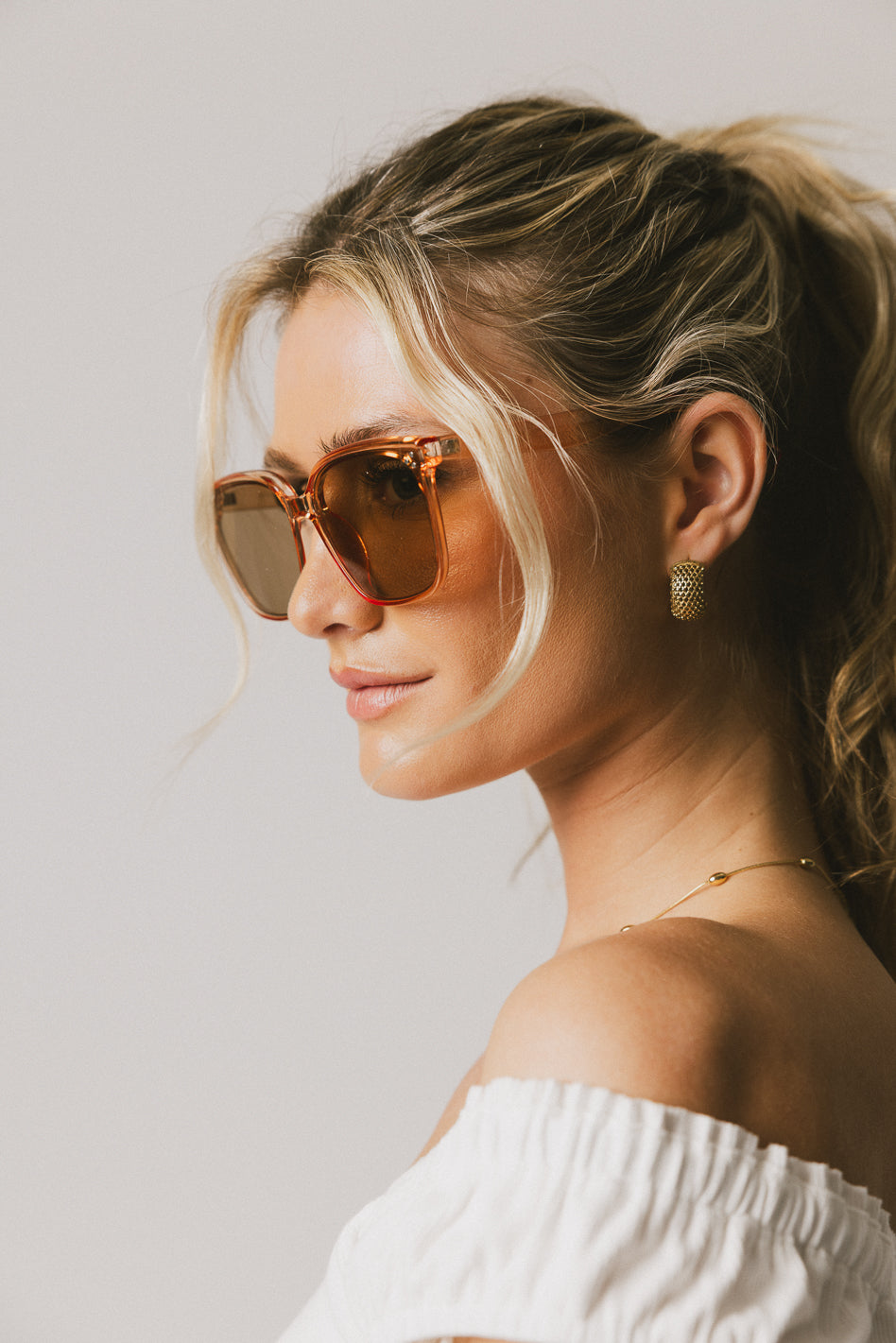 Stylish Brown Maya Sunglasses for Women - UV Protection & Polarized Lenses - Perfect for Beach, Driving & Outdoor Activities