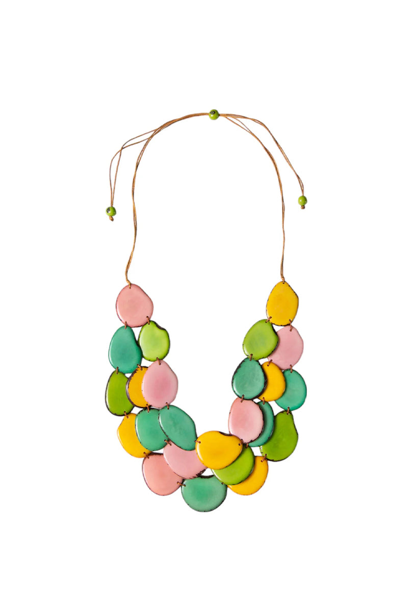 Amigas Necklace for Women - Best Friend Jewelry Gift - Elegant Matching Necklaces for Sisters & BFFs - Perfect for Birthdays, Anniversaries & Special Occasions
