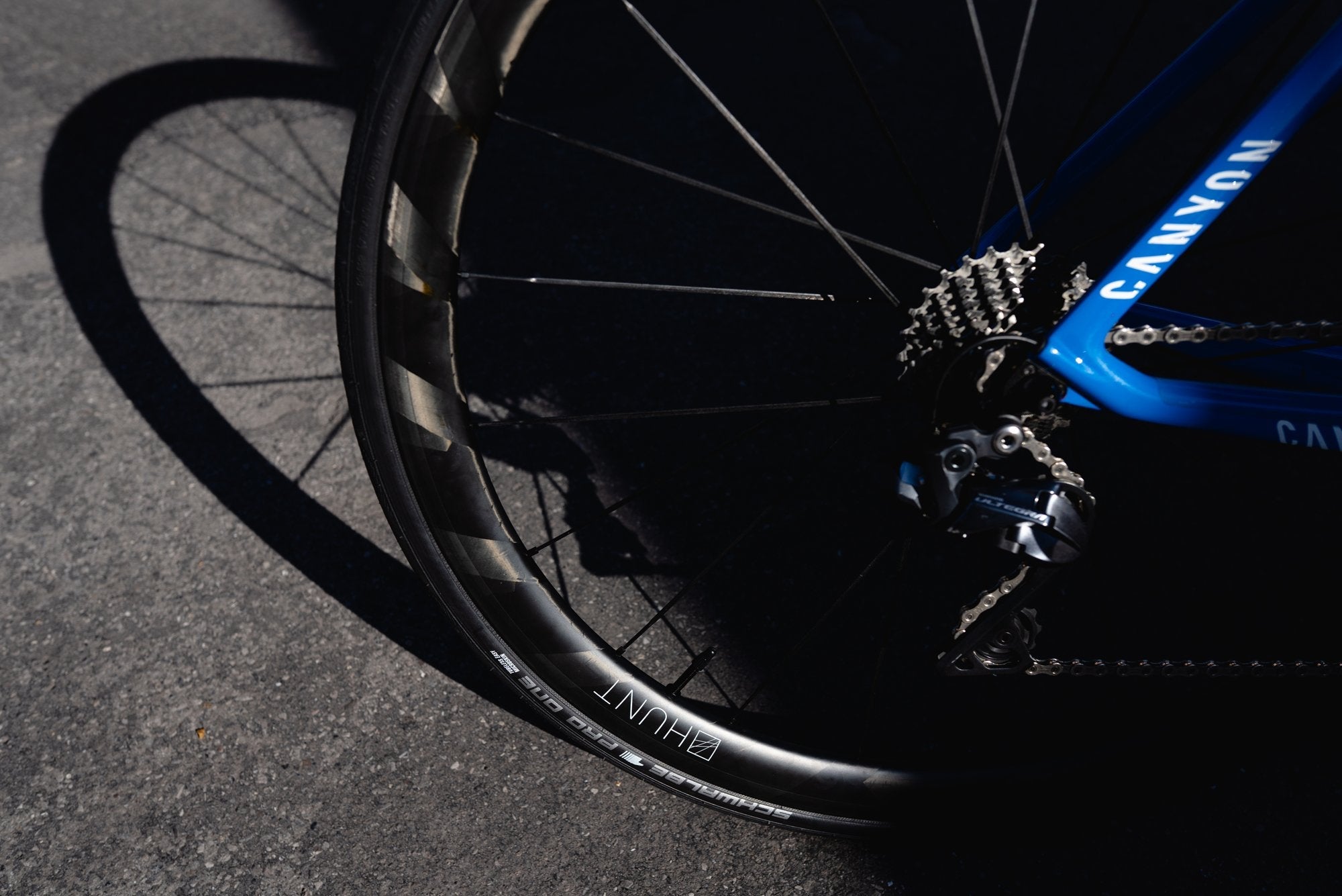 RE:NEW HUNT 36 UD Carbon Spoke Wheelset - Lightweight Carbon Fiber Road Bike Wheels for Racing & Performance Cycling | Perfect for Road Racing, Triathlons & Endurance Rides