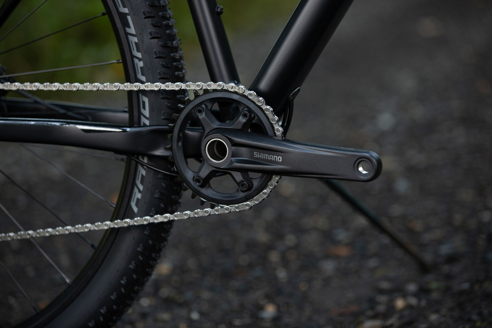 Premium XP 6.2 Mountain Bike for Adults - Lightweight Aluminum Frame, 21-Speed Gears, Dual Disc Brakes - Perfect for Trail Riding, Commuting & Outdoor Adventures