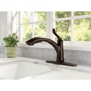 Delta Linden Pull-Out Kitchen Faucet in Chrome - 4353-DST | High Arc Single Handle Sink Faucet with Sprayer | Perfect for Modern Kitchens & Food Prep Stations