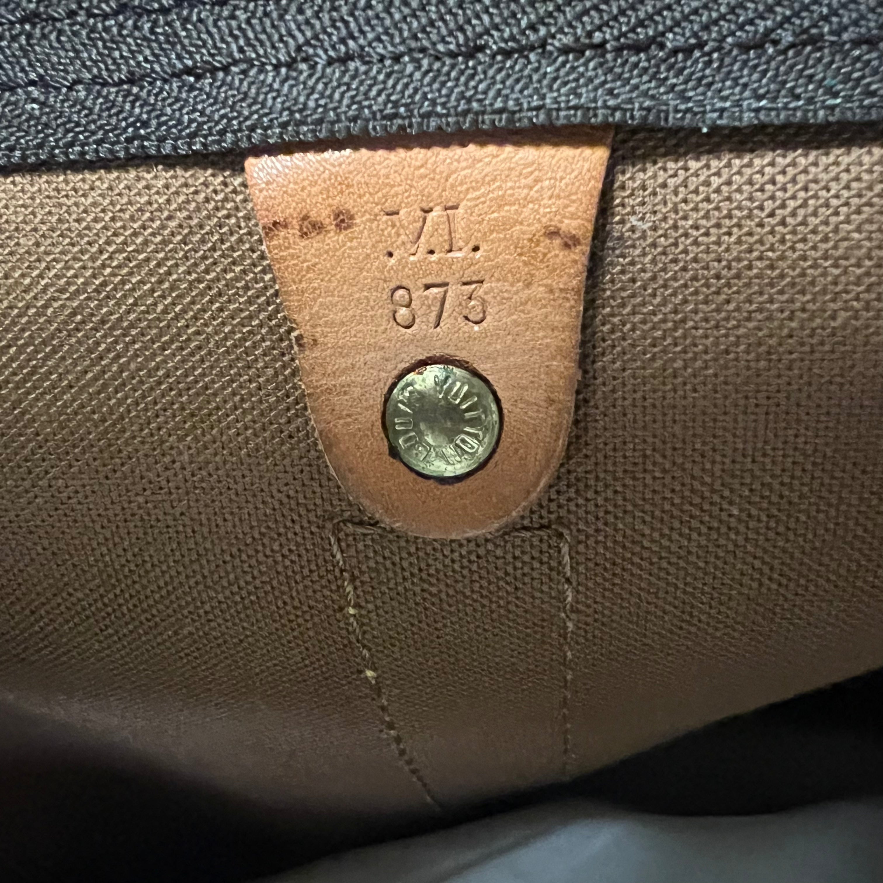 Authentic LOUIS VUITTON Keepall Bandouliere 55 Travel Duffle Bag - Luxury Monogram Canvas with Leather Trim - Perfect for Weekend Getaways & Business Travel