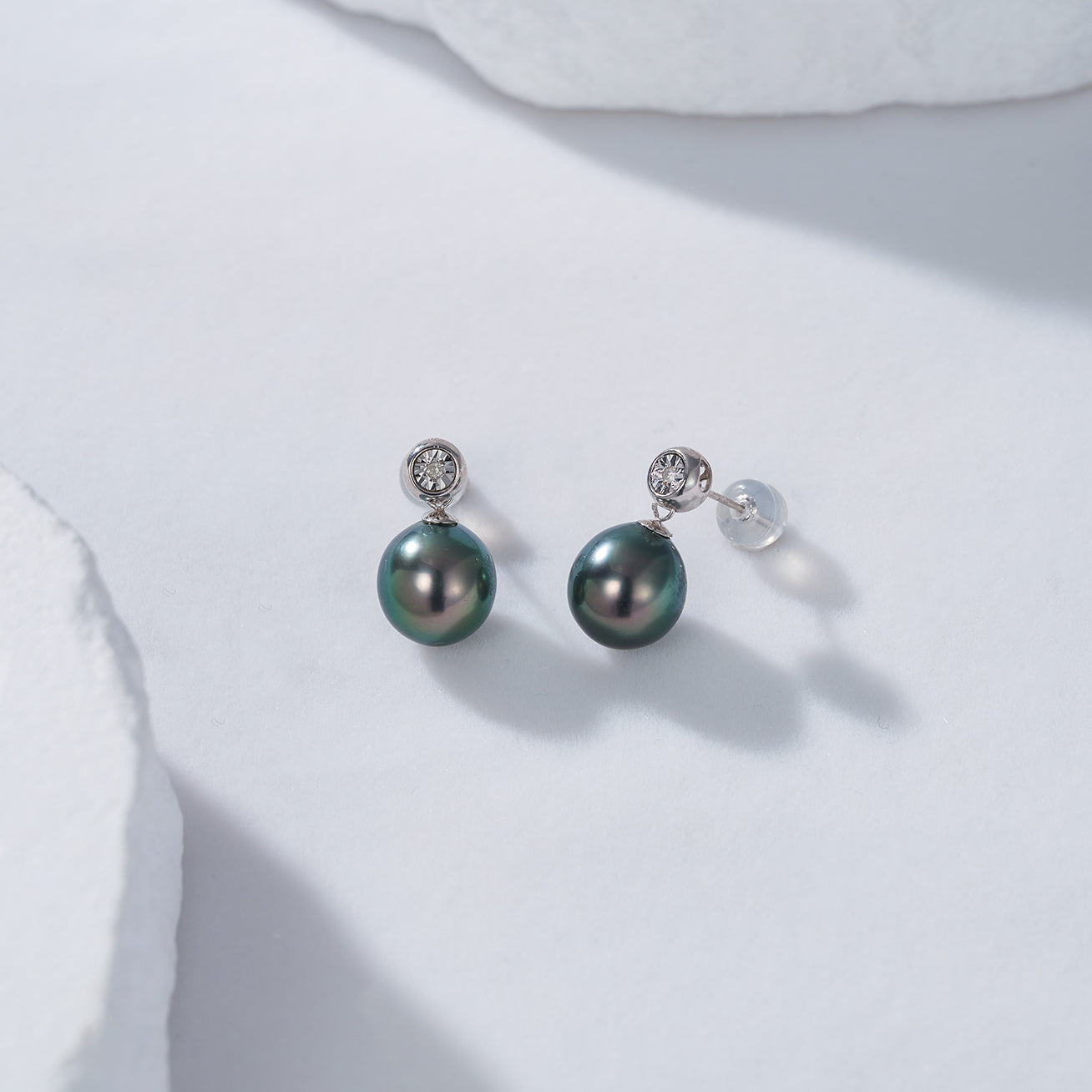 18K Solid Gold Diamond Tahitian Pearl Earrings for Women - Luxury Elegant Dangle Earrings KE00093 | Perfect for Weddings, Parties & Special Occasions