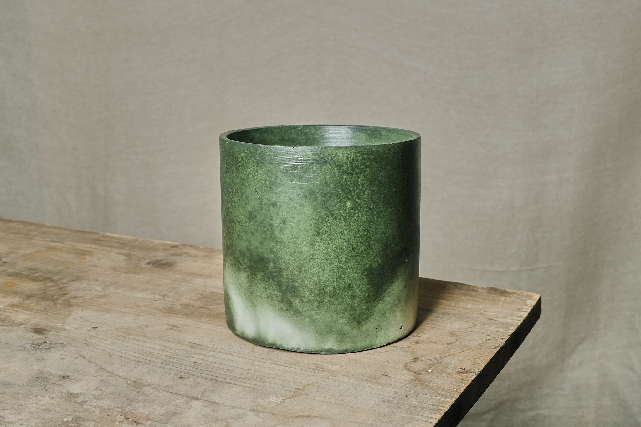 Handmade Concrete Plant Pot - 12.5cm Diameter - Modern Indoor/Outdoor Flower Planter for Succulents, Herbs & Small Plants - Perfect for Home Decor, Office Desk & Garden